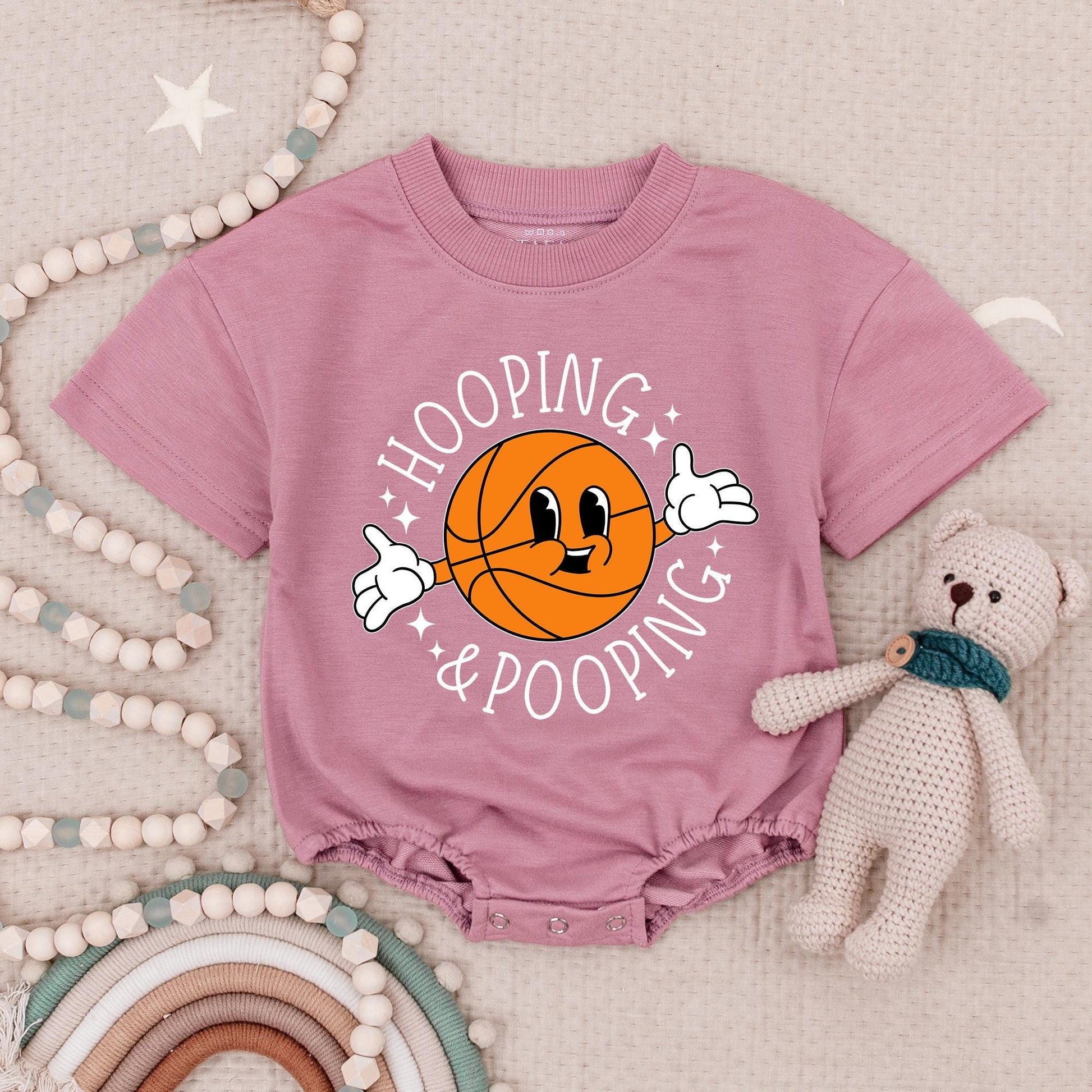 Funny Hooping & Pooping Basketball Baby Romper Cute Vintage Cartoon Style Natural Cotton Baby Shower Gift for Sports Fans