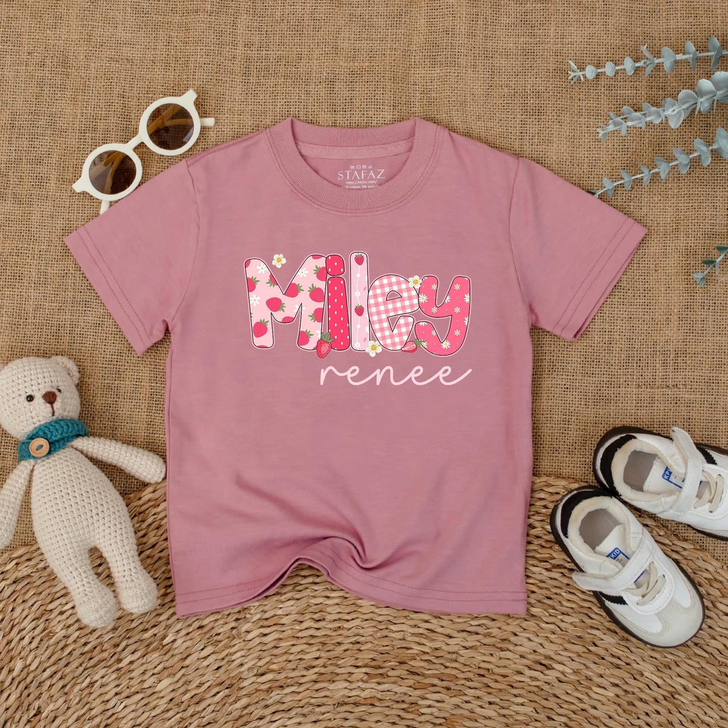 Custom Name Strawberry Romper for Baby Girl Personalized Berry First Birthday Outfit Cute Summer Toddler Girl Gift Cotton Comfortable Seasonal Outfit