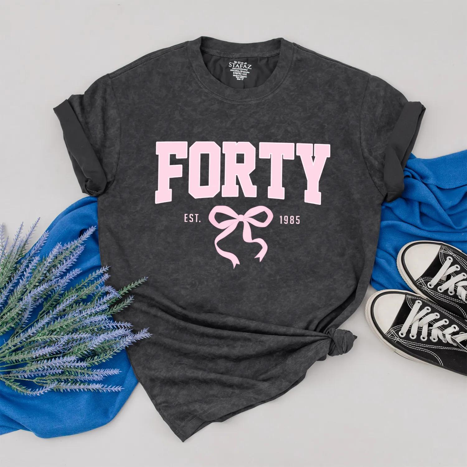 Forty Birthday Shirt for Her, Vintage Pink Bow Design, Custom 1985 Birthday Gift Outfit, 40th Birthday Clothes