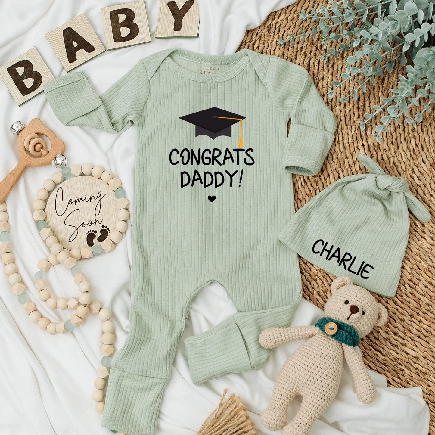 Congrats Daddy Baby Bodysuit Graduation Gift for New Dad from Baby Black Cap Yellow Tassel Newborn Romper First Father's Day Outfit