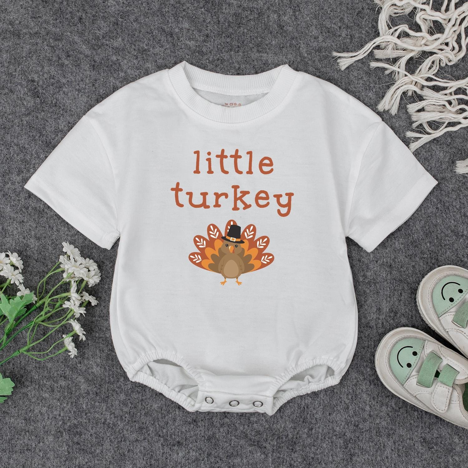 Little Turkey Thanksgiving Romper, Cute Cartoon Turkey Baby Outfit with Pilgrim Hat, First Thanksgiving Bodysuit, Thanksgiving Baby Shower Gift for Autumn Baby (139 chars)