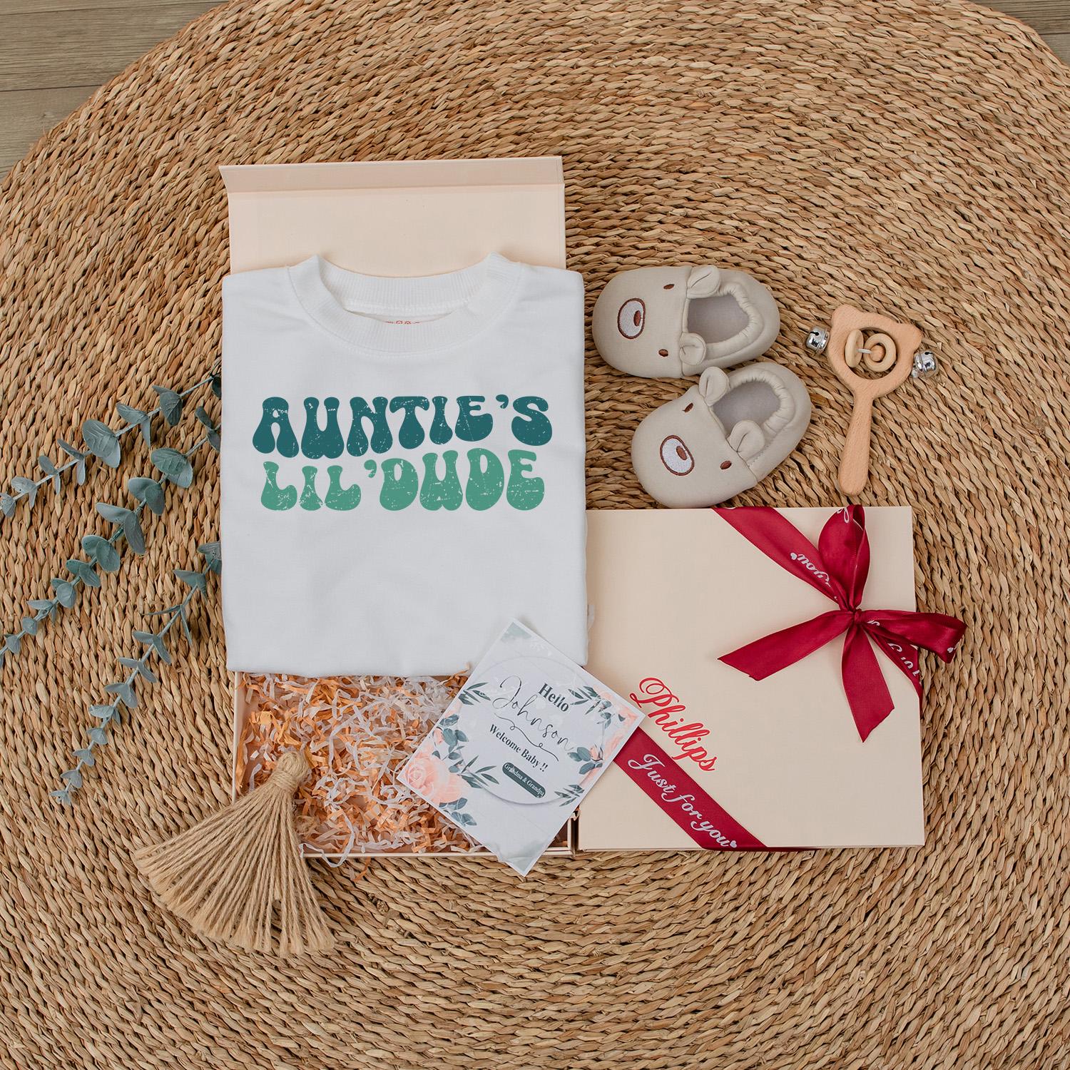 Auntie's Lil' Dude Baby Bodysuit - Retro Blue & Green Design, Soft Cotton, Baby Gift from Auntie, New Aunt Announcement, Baby Shower Gift