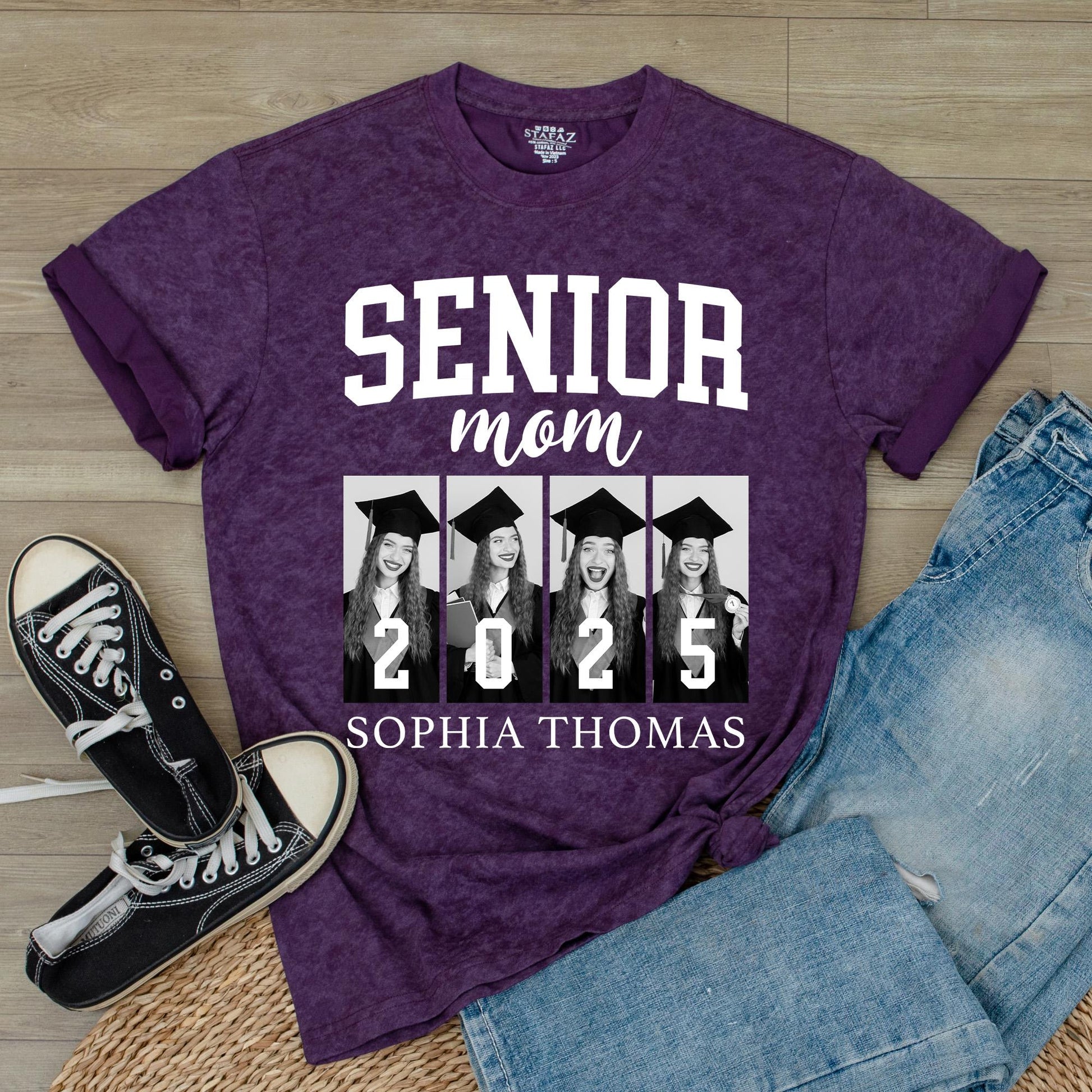 Custom Face Photo Senior 2025 Mom and Dad Matching Family Graduation Shirts for Proud Parents Class of 2025 Memorable Keepsake