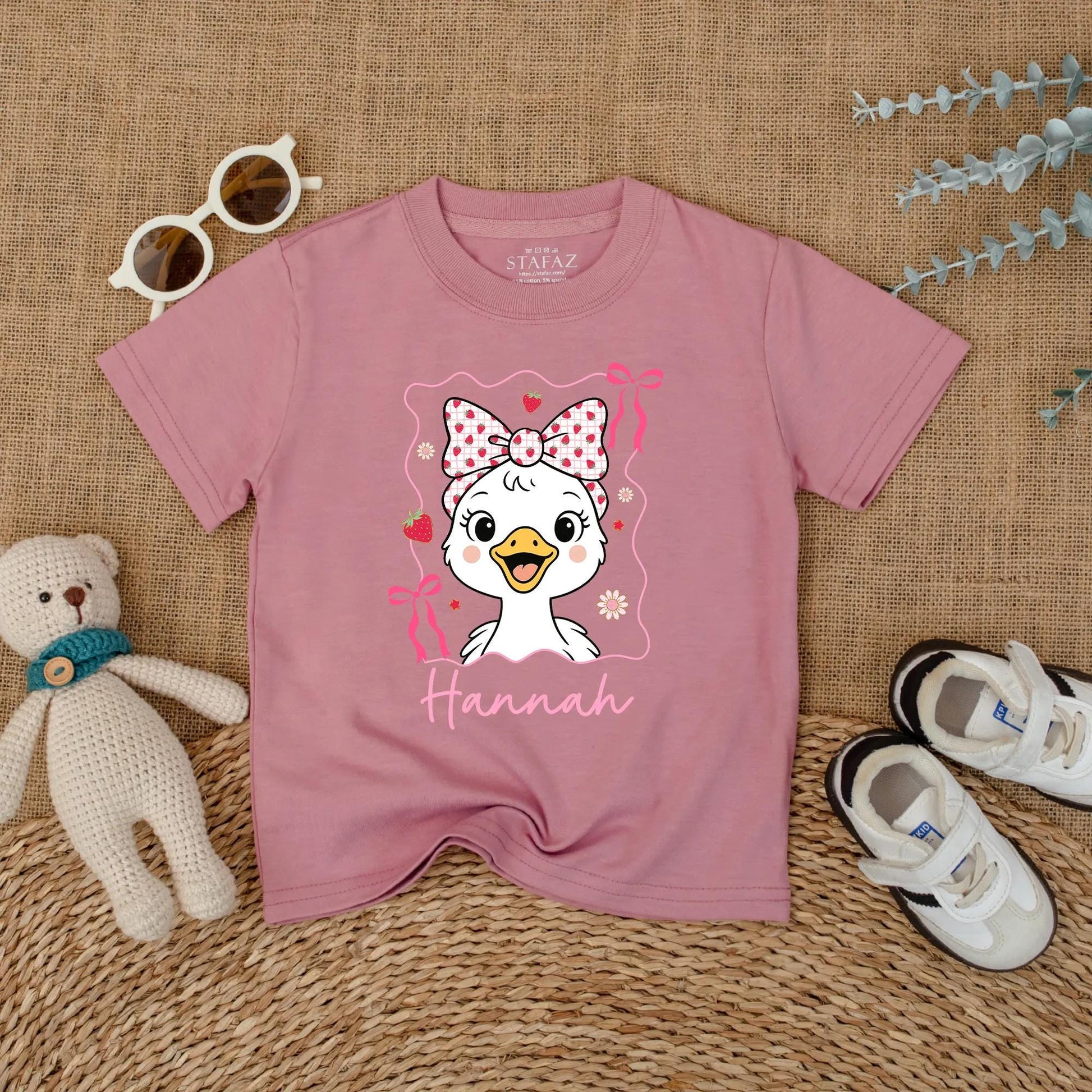 Personalized Cute Pink Bow Goose Baby Romper Summer Strawberry Design Girl Bodysuit Name Outfit Soft Cotton Shower Gift