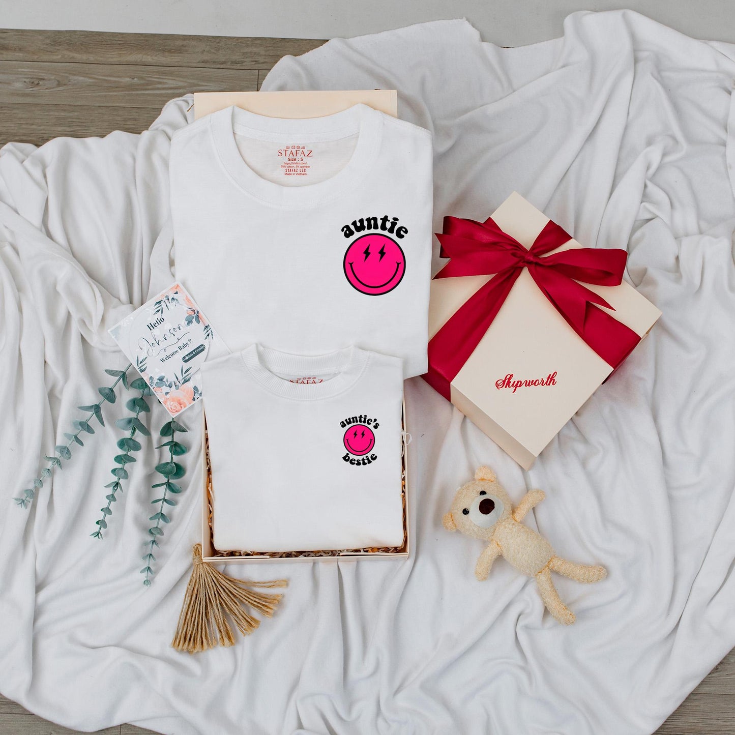 Auntie's Bestie Outfit, Matching Baby Romper & Cool Aunt Shirt Gift for Niece, Newborn Girl, Best Niece Era Birthday Bodysuit