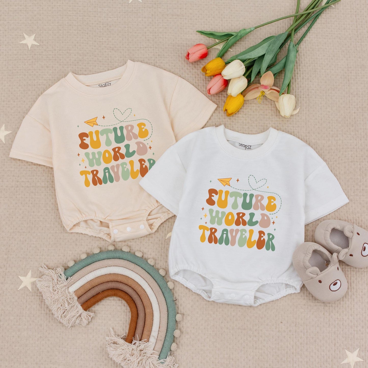 Future World Traveler Baby Romper Retro Adventure Bodysuit with Airplane & Heart Design Baby Gift Announcement for Girls & Boys
