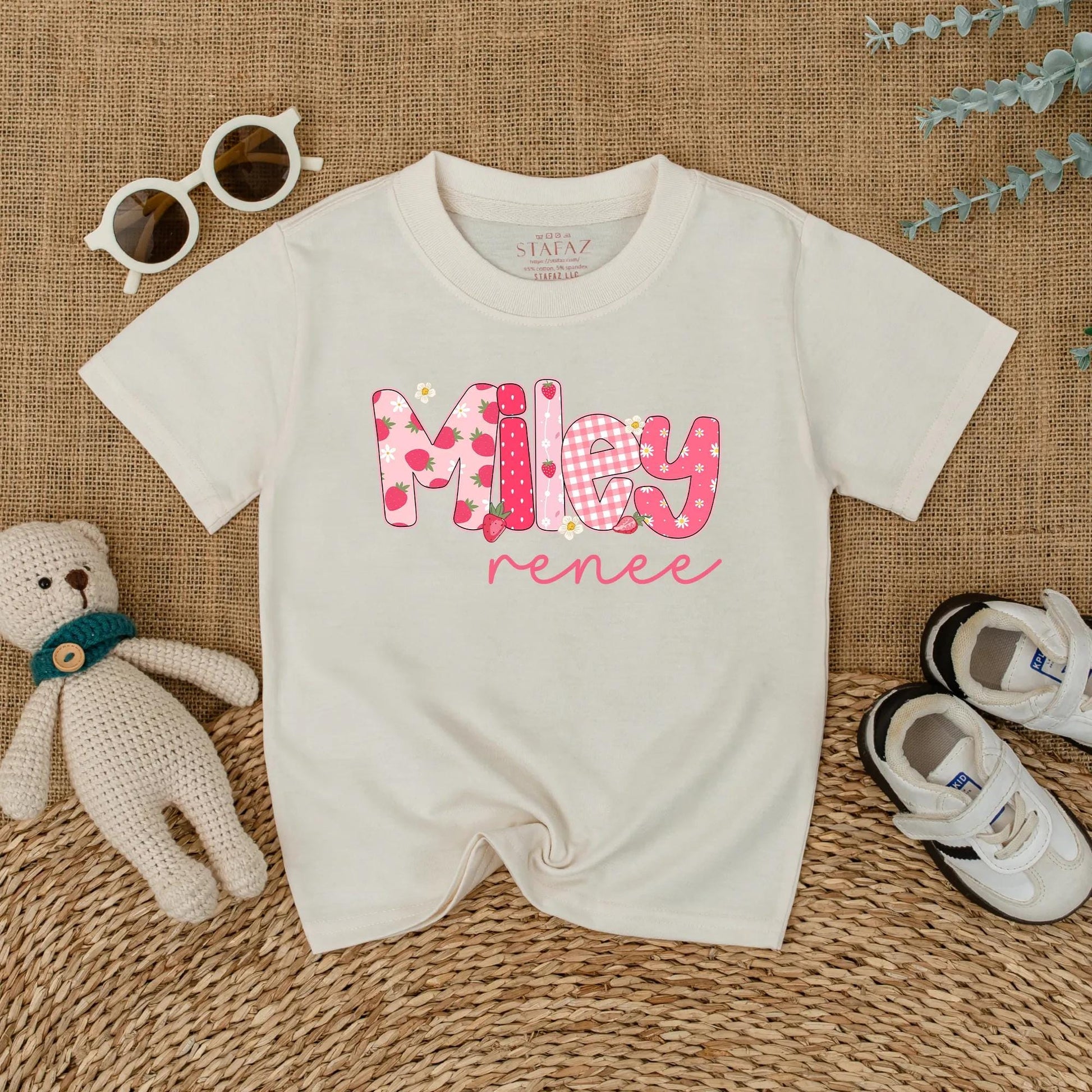 Custom Name Strawberry Romper for Baby Girl Personalized Berry First Birthday Outfit Cute Summer Toddler Girl Gift Cotton Comfortable Seasonal Outfit