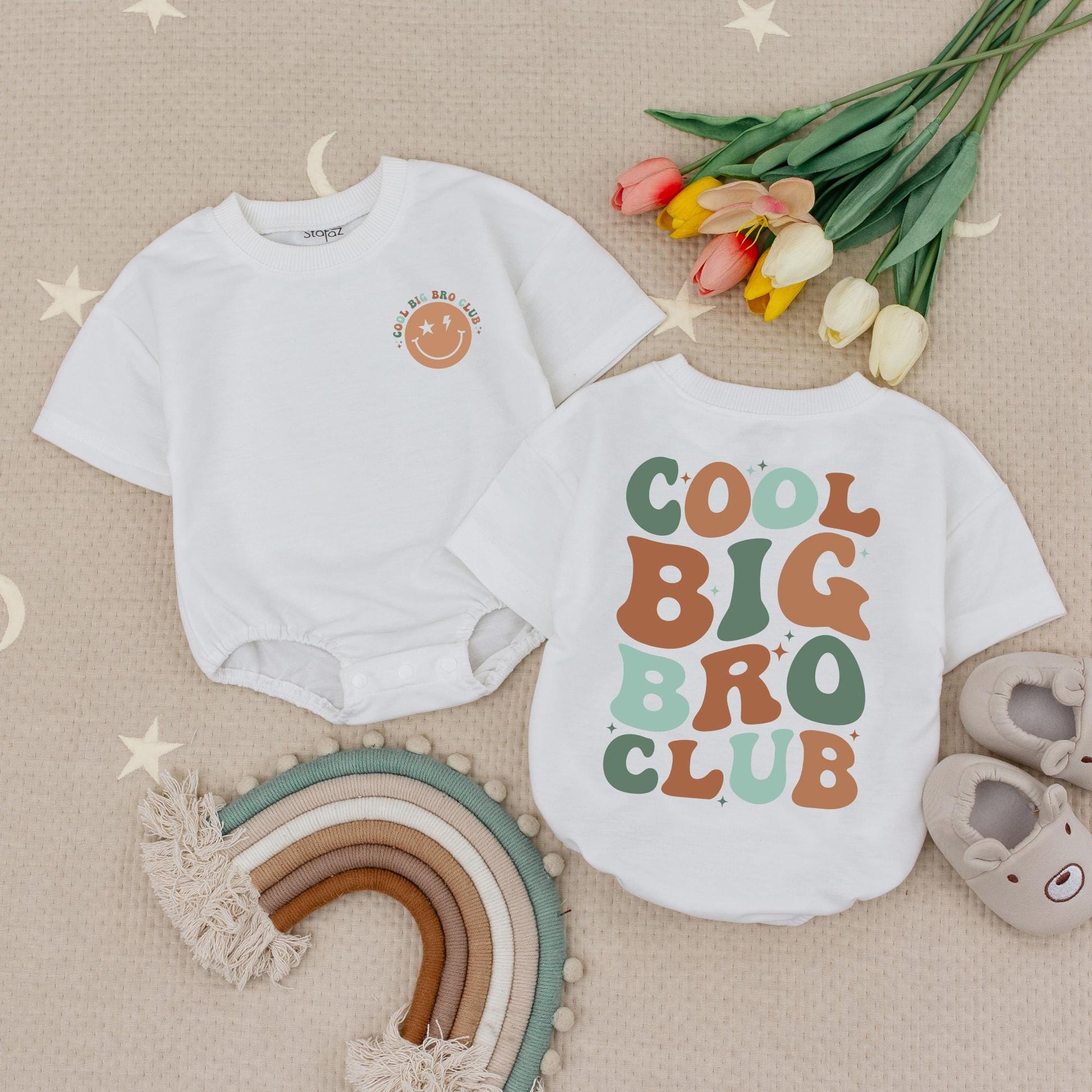 Cool Big Bro Club Romper Retro Font Baby Babysuit Pregnancy Announcement Outfit Vintage Style Promoted To Big Brother Bodysuit Gift for Kids 130 chars