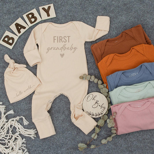First Grandbaby Newborn Baby Bodysuit and Hat Set Funny Cute Soft Cotton Baby Shower Gift for Grandma Grandpa New Parents