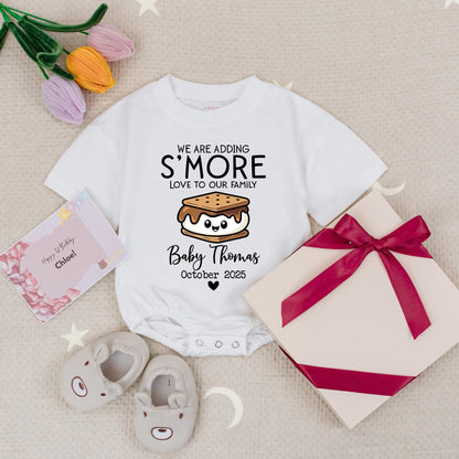 S'more Love Pregnancy Reveal Romper Personalized Baby Thomas October 2025 Babysuit, Adding to Our Family Cute Sibling Announcement Outfit, Girl or Boy (140)