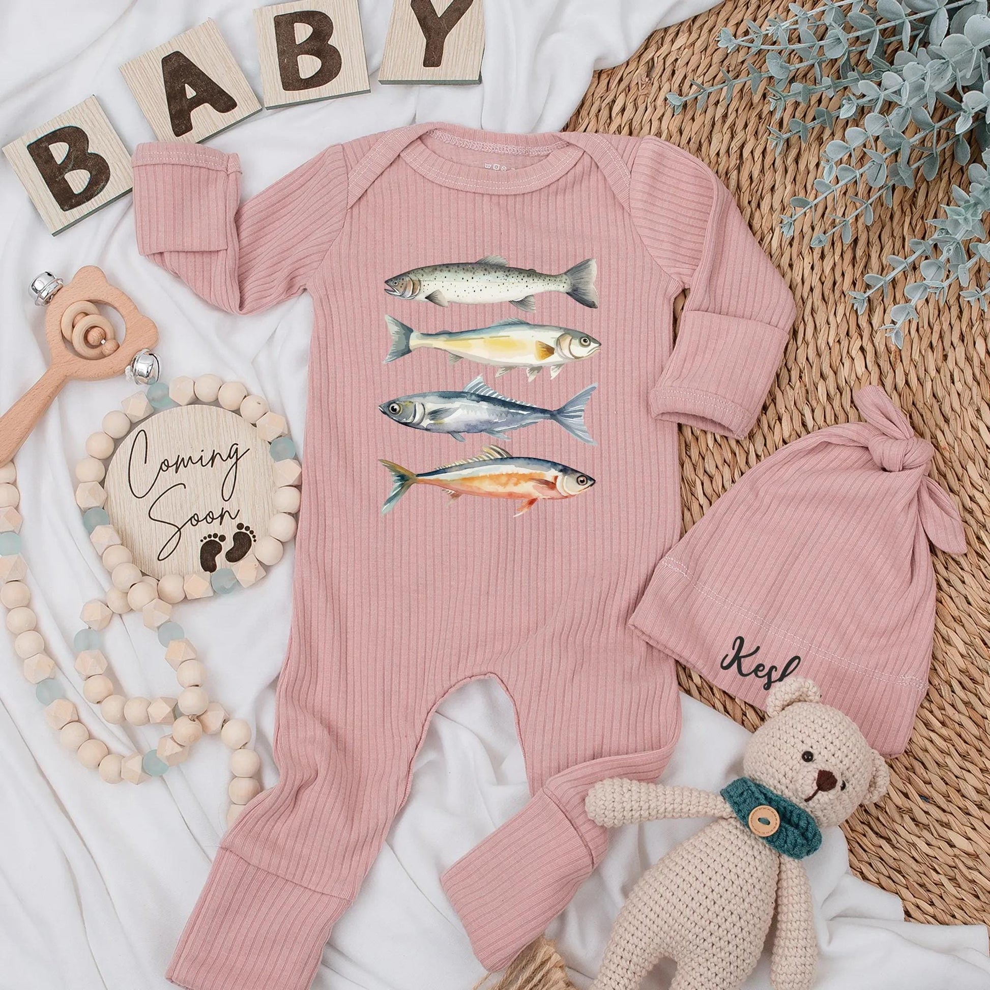 Cute Lil' Angler Bodysuit - Retro Fish Baby Outfit for Newborns, Personalized Fishing Baby Clothes - A Sweet Shower Gift for Baby Fish Lovers