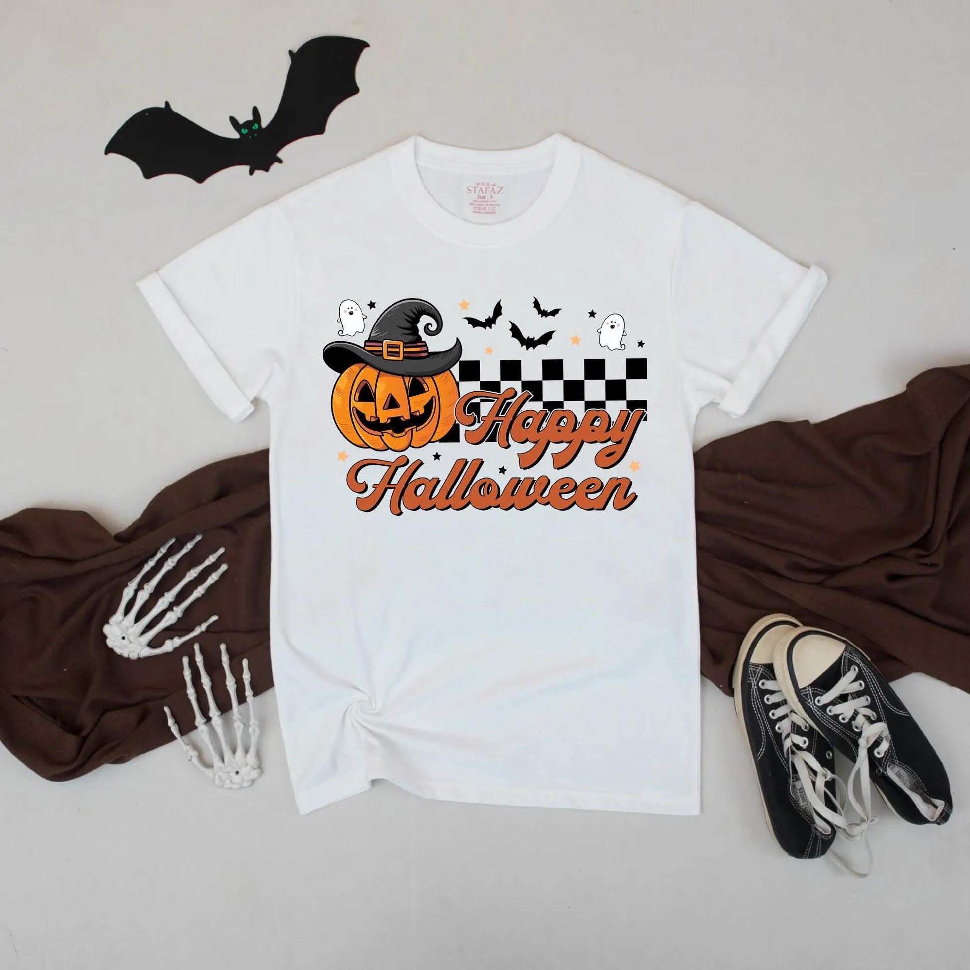 Cute Halloween Pumpkin Witch Hat Shirt Happy Halloween Tee Spooky Season Fall Outfit Graphic T-Shirt
