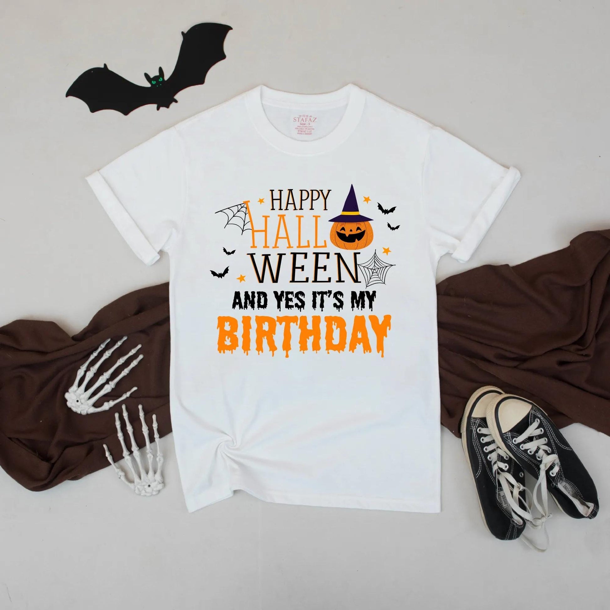 Halloween Birthday Shirt: Spooky & Funny Birthday Tee for October 31st! Cute Pumpkin Witch Outfit, Halloween Party Gift
