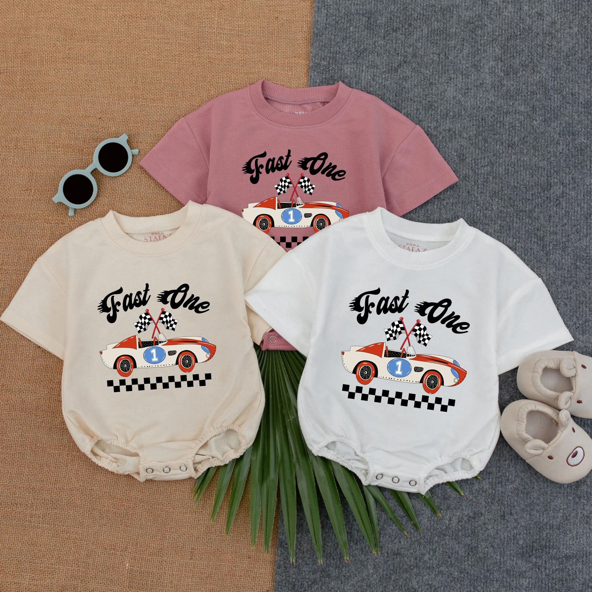 Personalized Fast One Race Car First Birthday Boy T-shirt Bubble Romper Soft Cotton Comfortable Party Outfit for Toddler Infant Celebration Gift