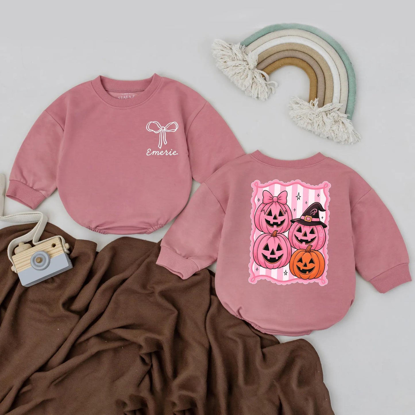 Custom Retro Halloween Baby Romper Pink Pumpkin Outfit Personalized Name Bodysuit Cute Fall Baby Gift Spooky Season First Halloween