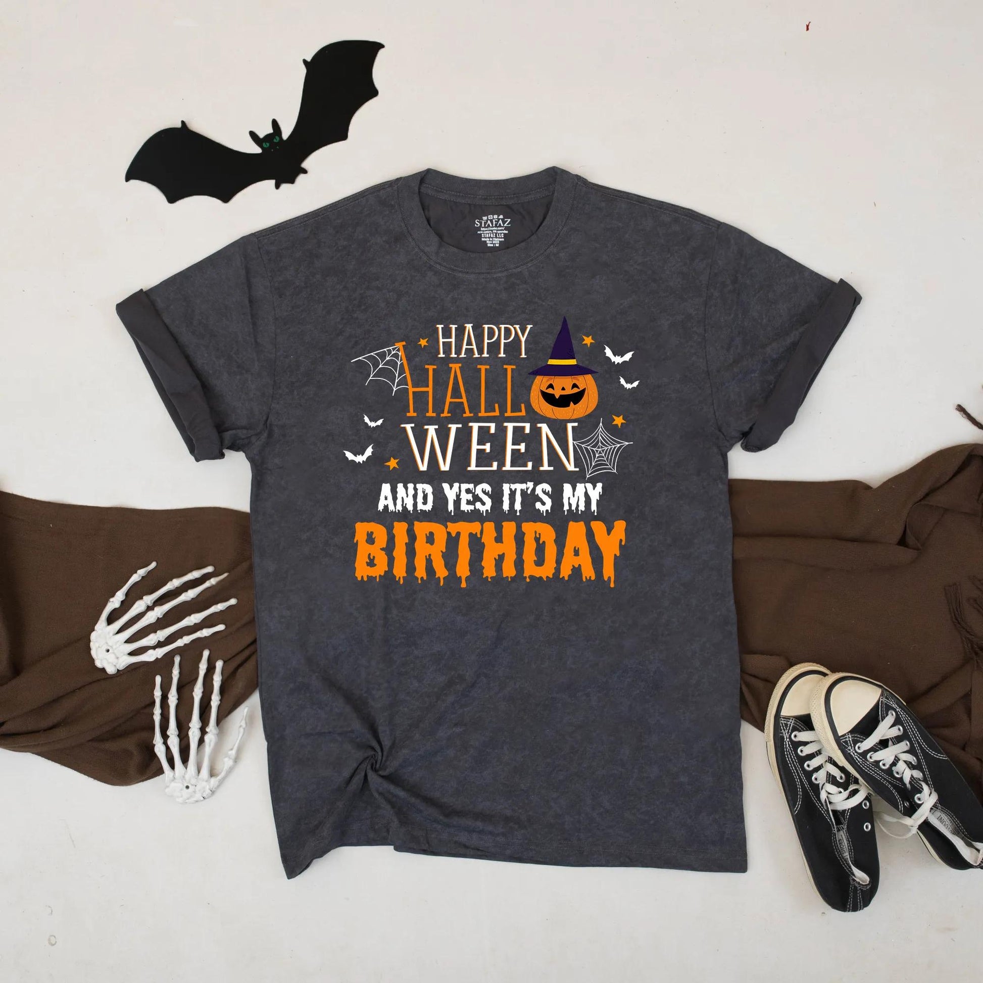 Halloween Birthday Shirt: Spooky & Funny Birthday Tee for October 31st! Cute Pumpkin Witch Outfit, Halloween Party Gift