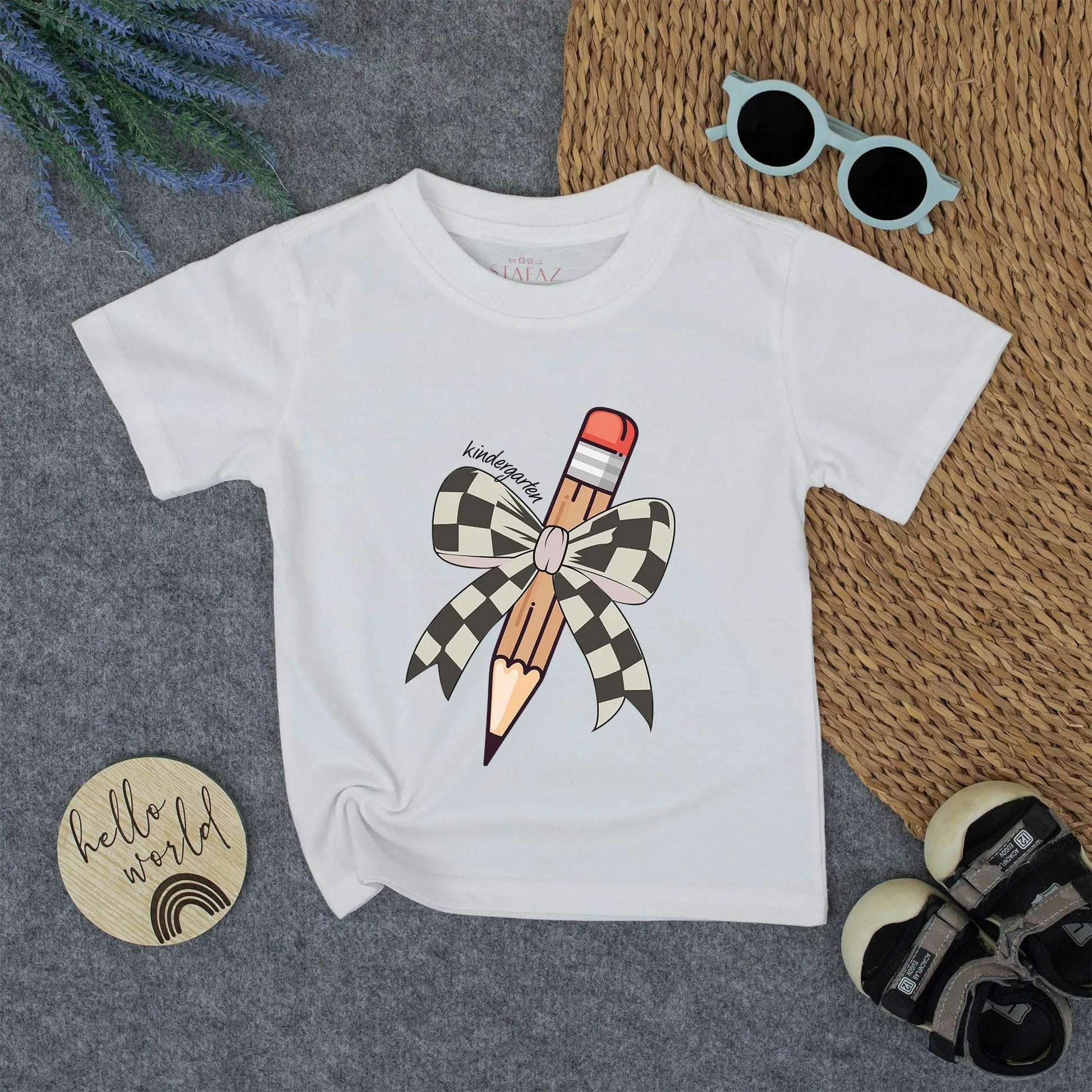 Kindergarten Girl Retro Pencil First Day Outfit Toddler Custom School Shirt Gift Back to School Tee