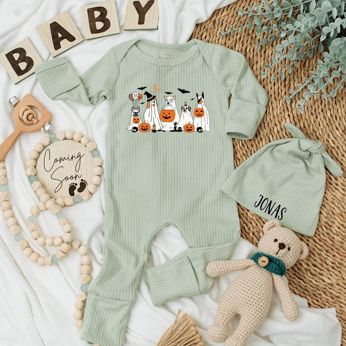 Cute Halloween Ghost Dogs Baby Bodysuit with Pumpkins and Bats Funny Spooky Newborn Romper Ideal Baby Shower Gift