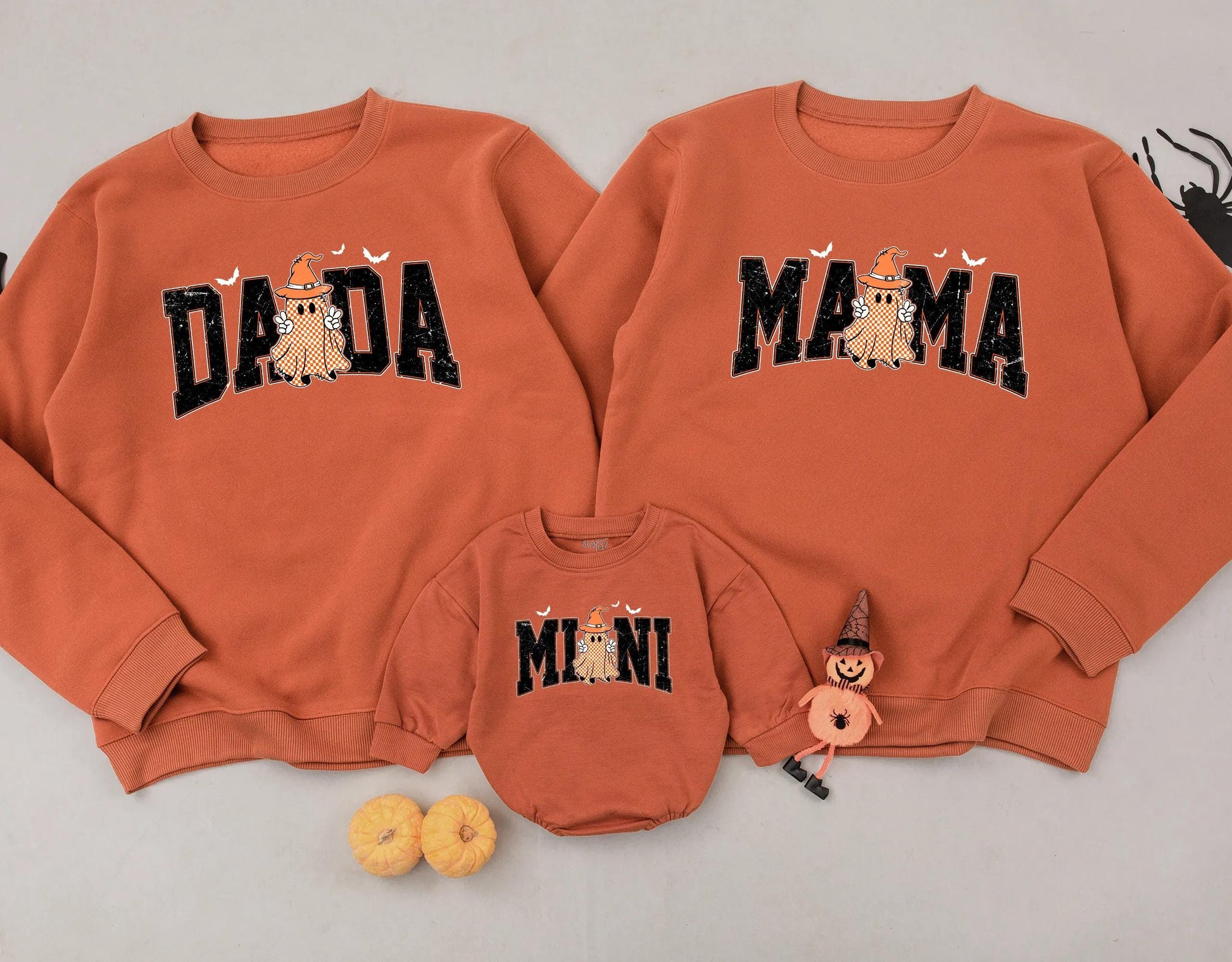 Retro Halloween Mommy and Me Matching Sweatshirts with Cheerful Checkered Ghost & Bats, Spooky Season Fall Family Outfit for My 1st Halloween
