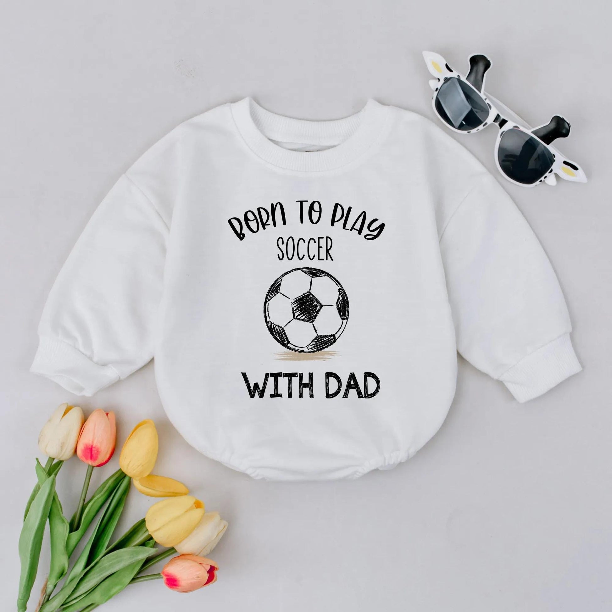 Born To Play Soccer With Dad Baby Romper Funny Bodysuit Sporty Hand-Drawn Soccer Ball Graphic Baby Boy Outfit Newborn Gift for New Dad