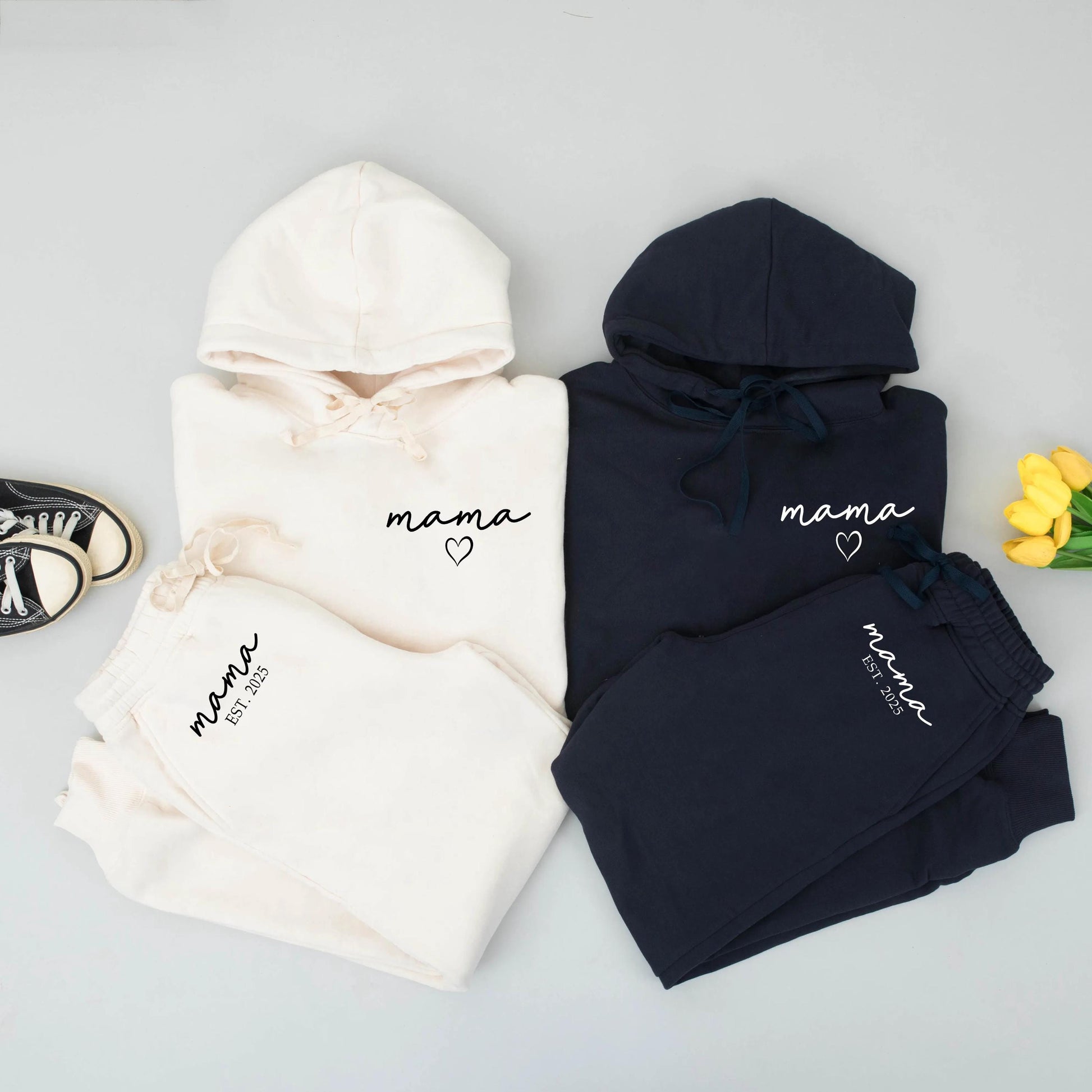 Custom EST Mama Heart Sweatshirt & Sweatpants Set Minimalist Cursive Design Cozy Loungewear Gift for New Mom First Time Mother Mama Apparel 2025