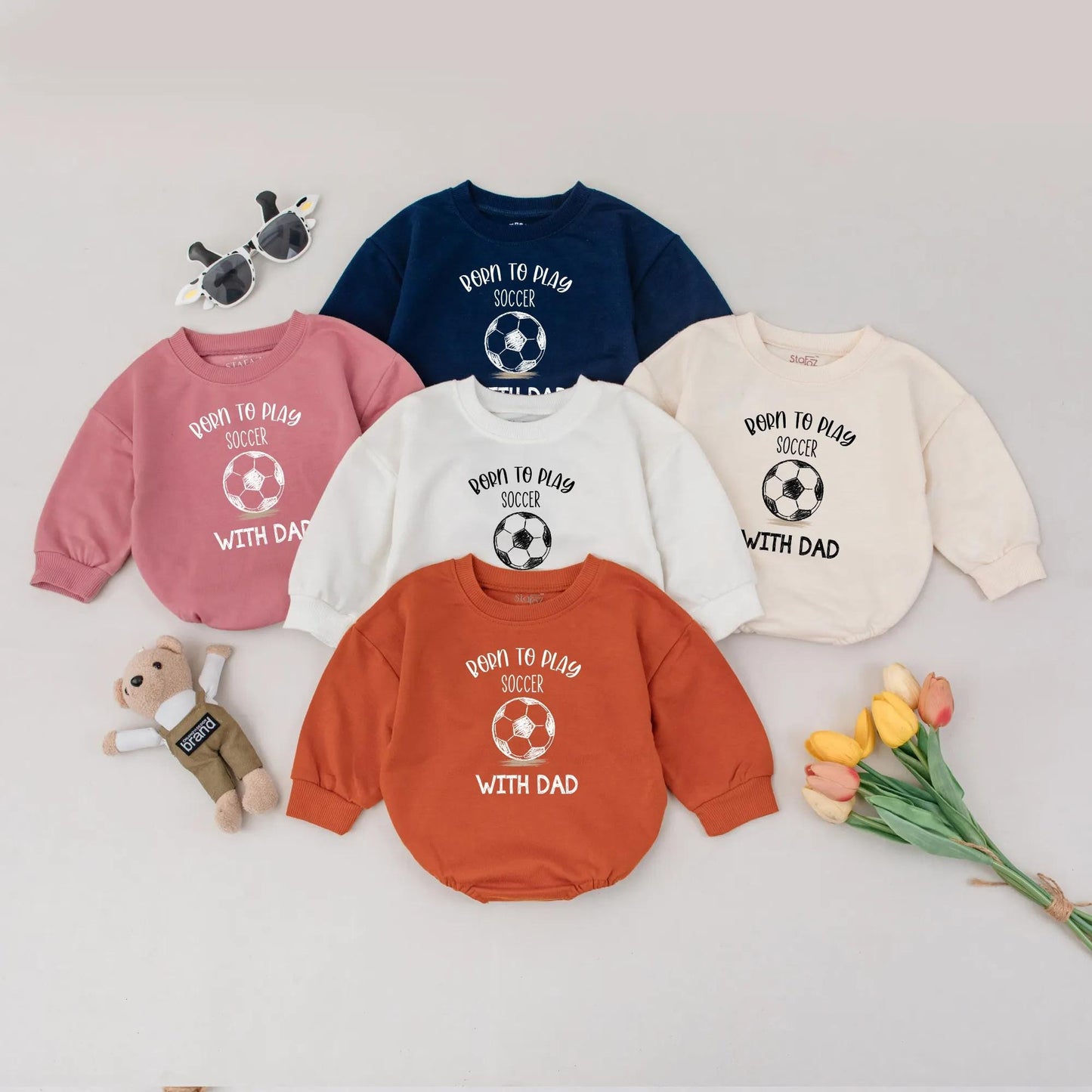 Born To Play Soccer With Dad Baby Romper Funny Bodysuit Sporty Hand-Drawn Soccer Ball Graphic Baby Boy Outfit Newborn Gift for New Dad