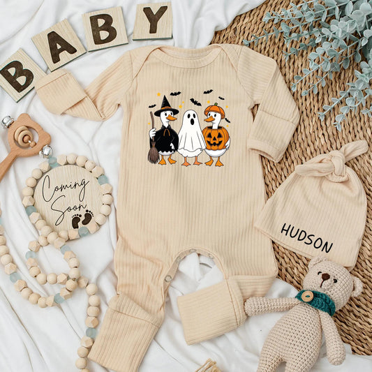 Personalized Halloween Baby Bodysuit Spooky Season Newborn Outfit Witch Duck Ghost Jack-o-lantern Design for Baby Shower Gift