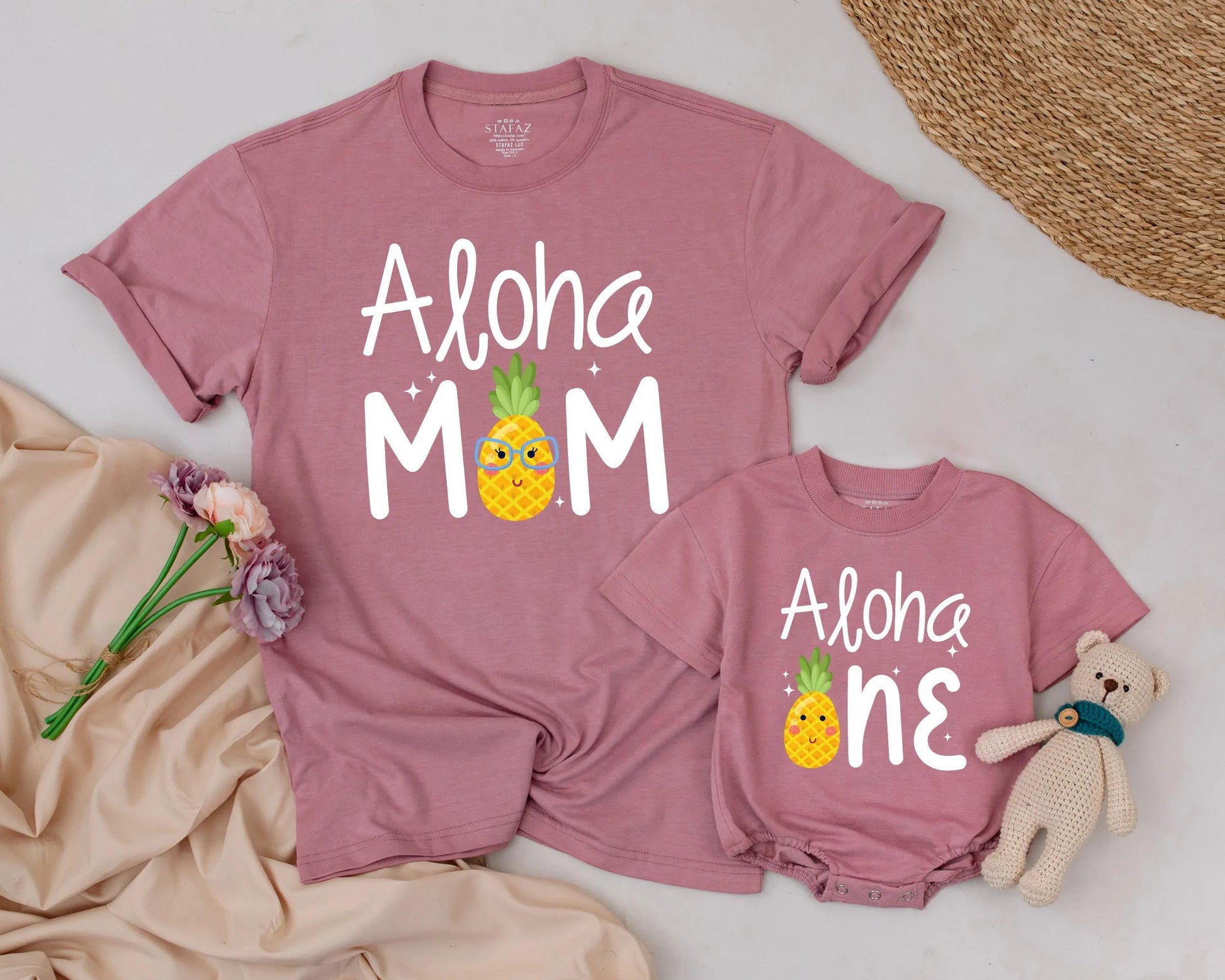 Personalized Aloha Pineapple Family Matching Birthday Shirts for 1st Luau Celebrations Fun Tropical Whimsical Design One Year Party