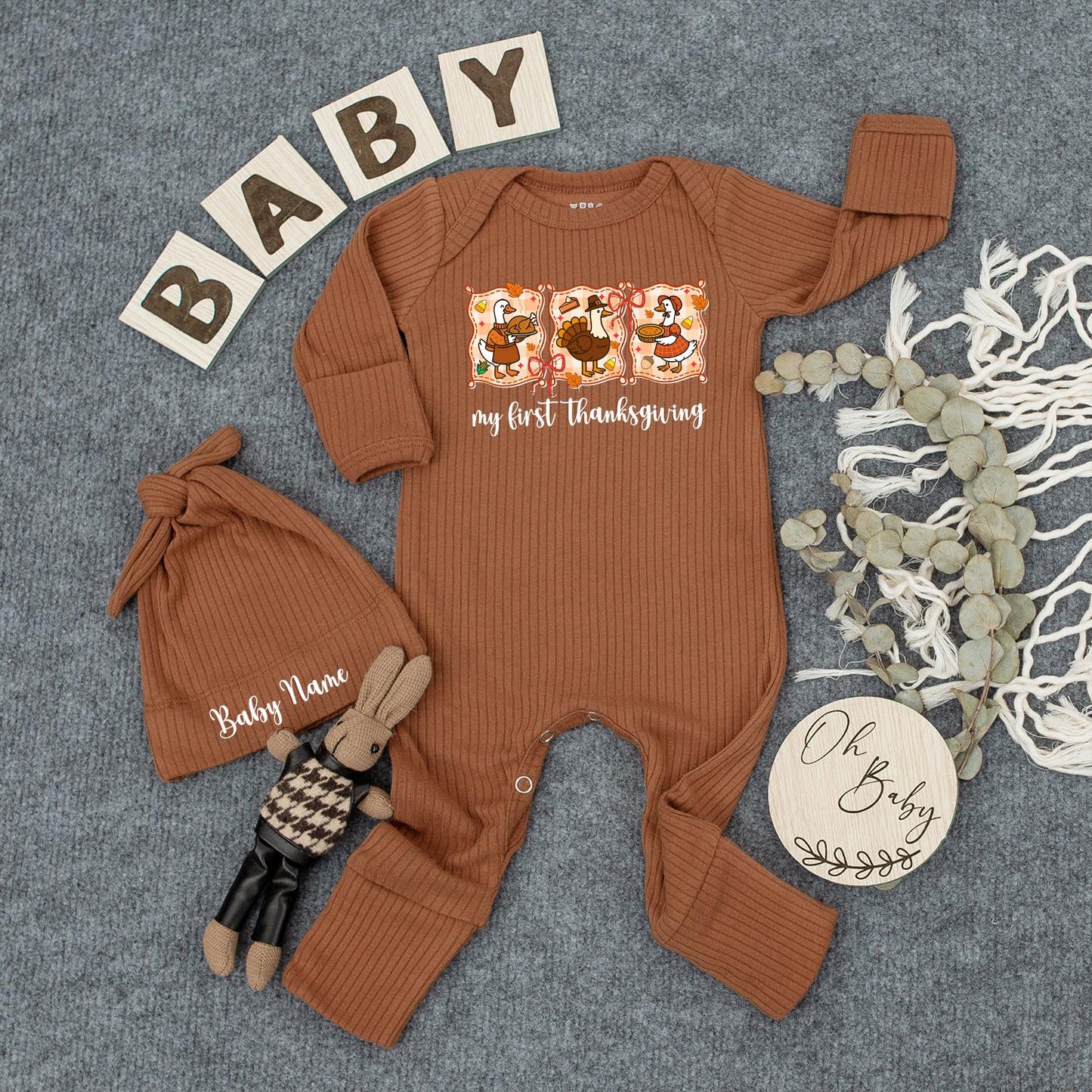 Personalized My First Thanksgiving Baby Outfit Whimsical Turkey Bodysuit Fall Gift Set Newborn Romper with Autumn Leaves and Berries Cute Infant Clothes