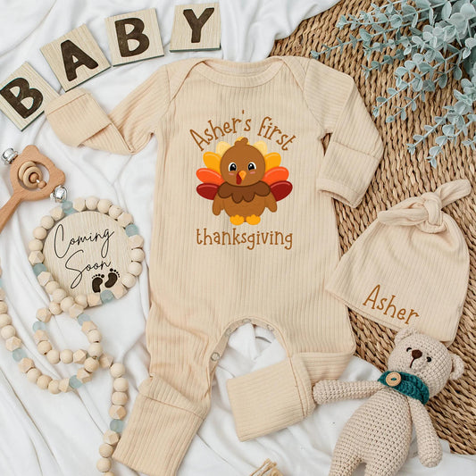 Personalized Baby's First Thanksgiving Bodysuit with Cute Turkey Name Design, Warm Fall Colors Newborn Autumn Outfit Romper Gift