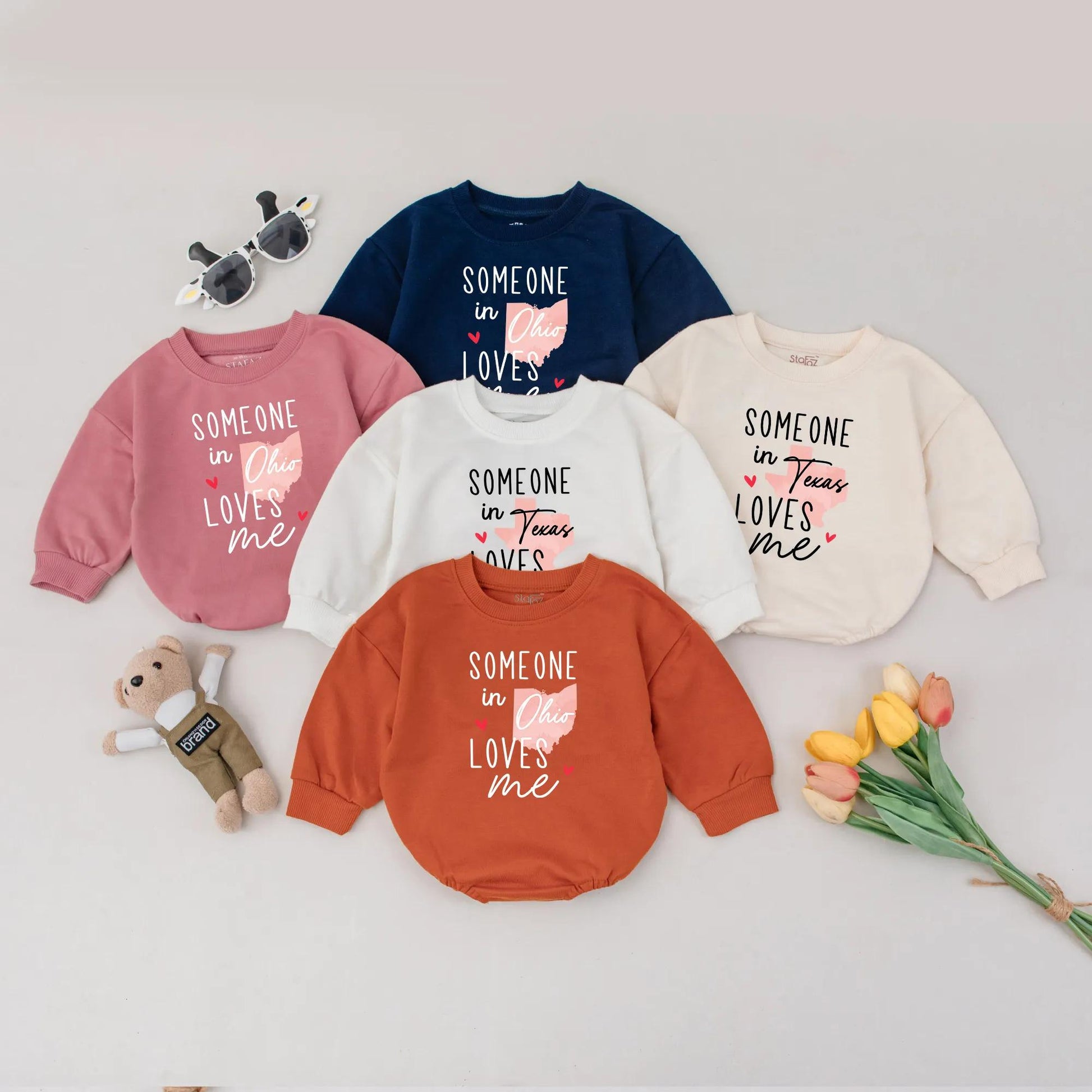 Someone in Texas Loves Me Romper - Cute State Silhouette Baby Outfit, Newborn Gift, Funny Infant Clothes, Baby Shower Present for Texas Babies (139 chars)