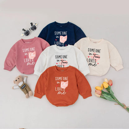Someone in Texas Loves Me Romper - Cute State Silhouette Baby Outfit, Newborn Gift, Funny Infant Clothes, Baby Shower Present for Texas Babies (139 chars)