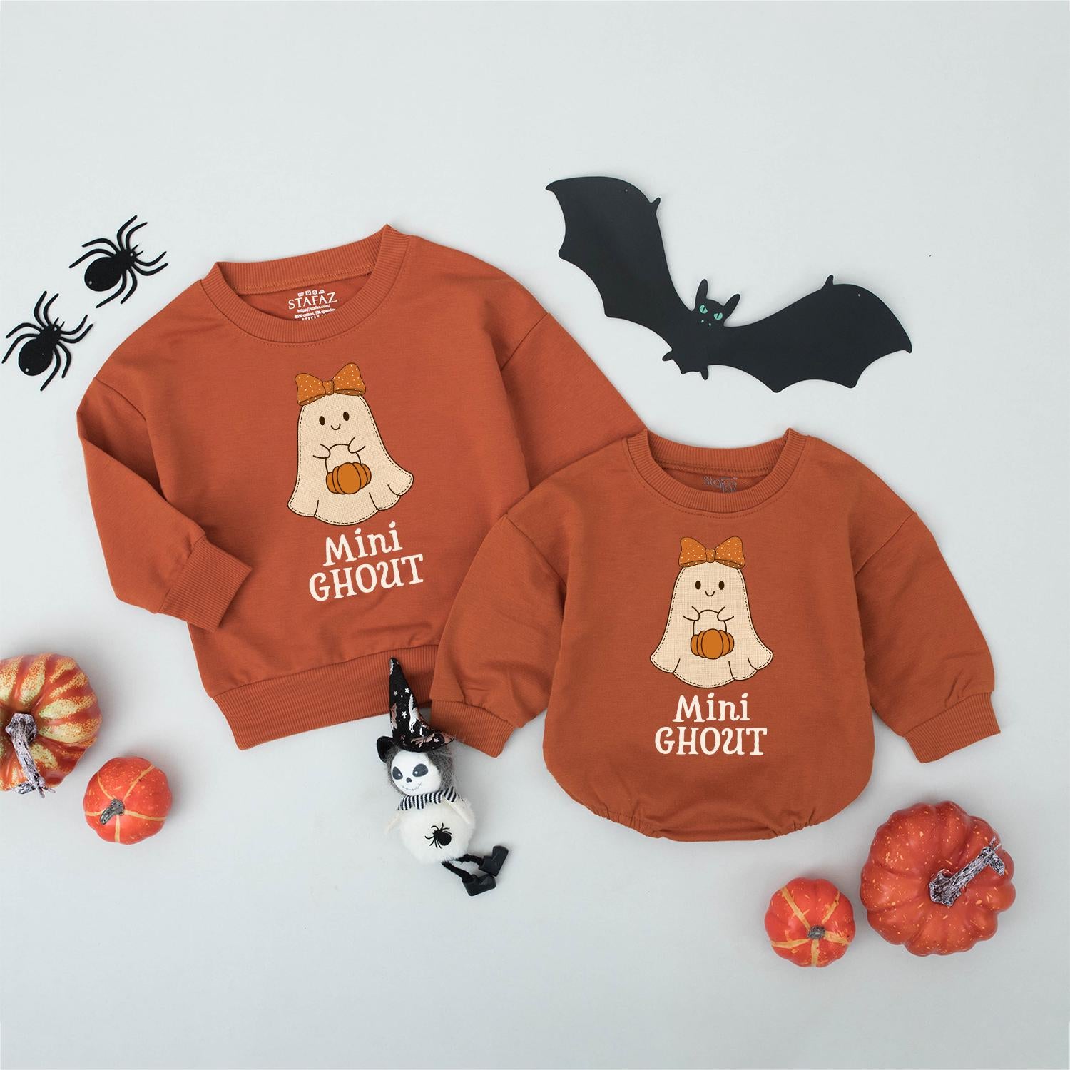 Retro Ghost Mama & Mini Ghoul Matching Halloween Sweatshirts Plaid Patchwork Outfits Cute Family Fall Sweaters Spooky Season Mommy and Me Gift Sets