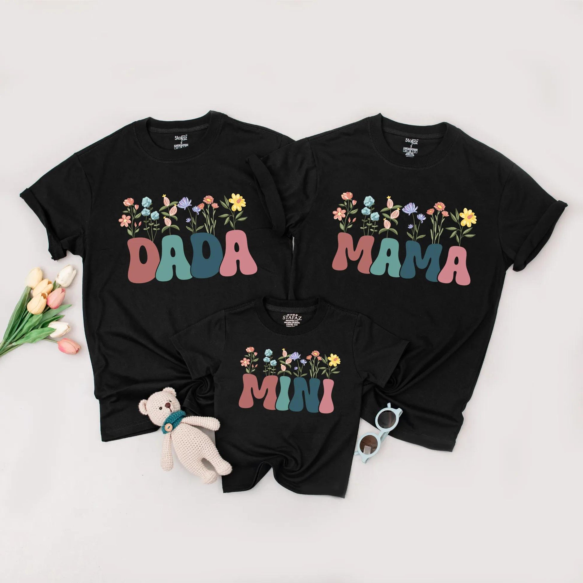 Retro Mama Mini Dada Matching Shirts Wildflower Design Mommy and Me Outfit Family T-Shirts Vintage Style Playful Mother's Day Gift Cotton Blend (138 chars)