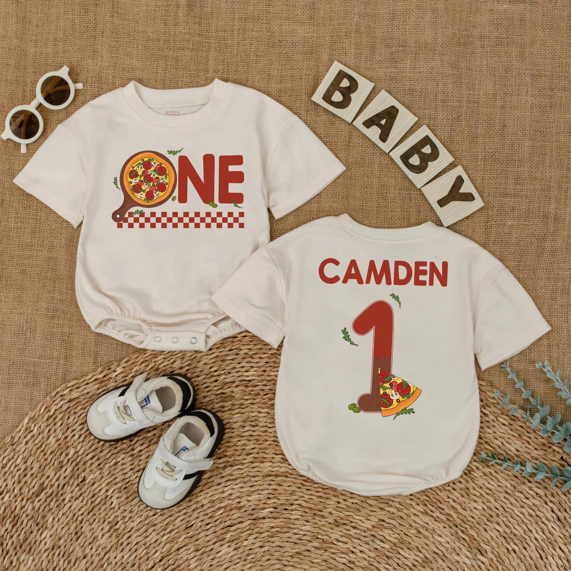 Personalized Pizza First Birthday Baby Romper Cake Smash Outfit with Pizza 'ONE' Design Red Checkered Pattern Fun 1st Birthday Clothes Gift