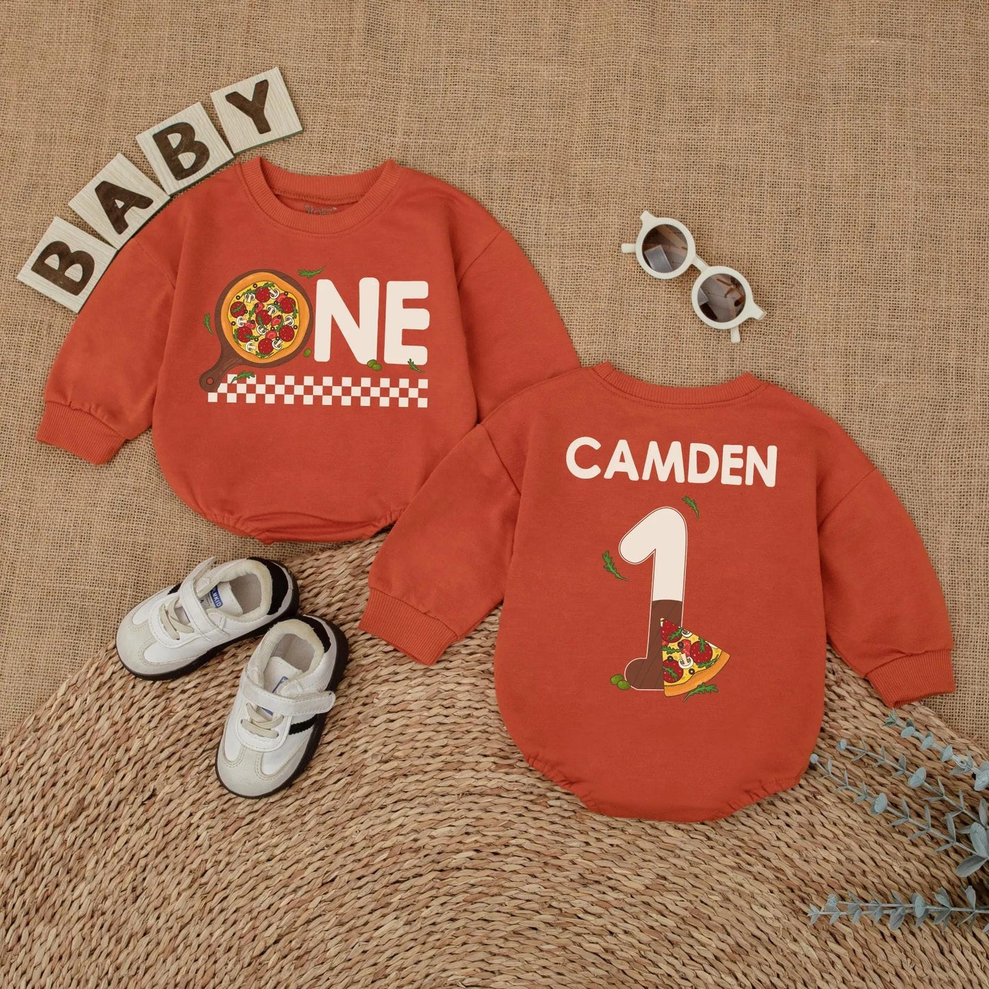 Personalized Pizza First Birthday Baby Romper Cake Smash Outfit with Pizza 'ONE' Design Red Checkered Pattern Fun 1st Birthday Clothes Gift