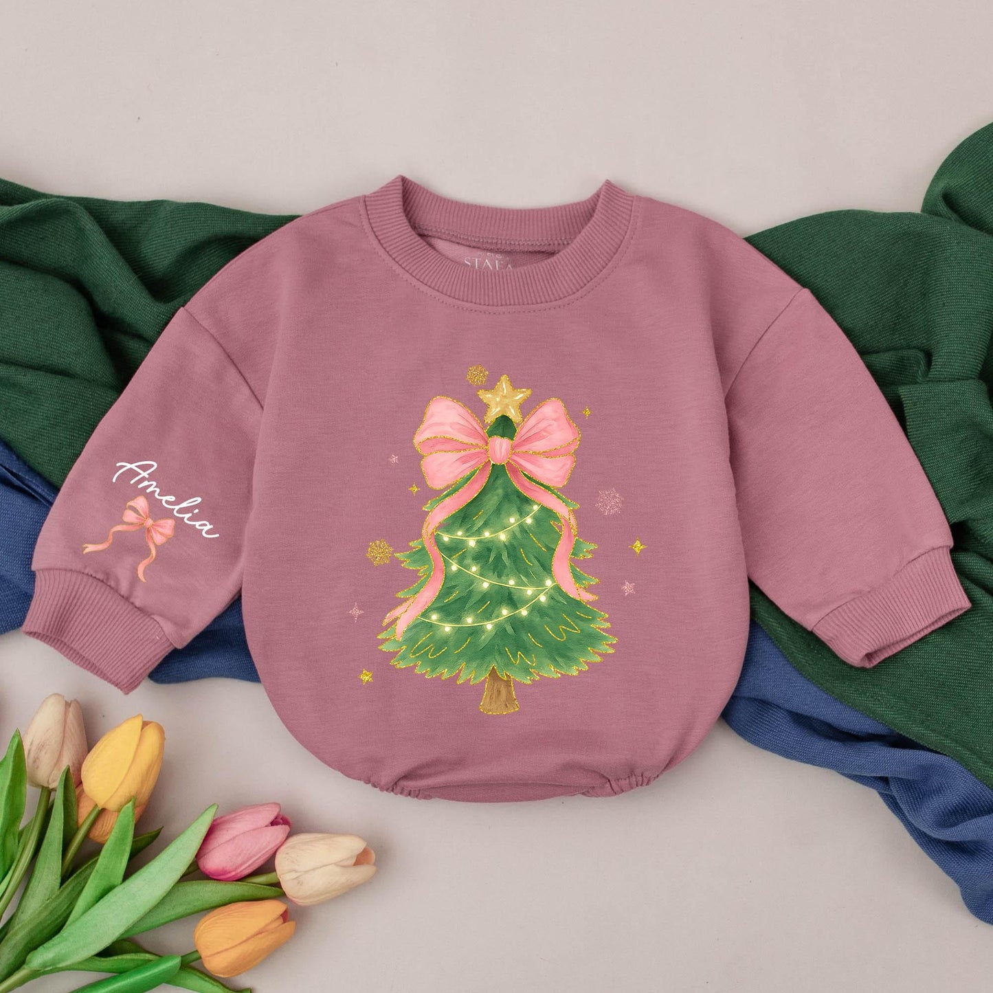 Personalized Baby Girl Christmas Tree Romper Pink Bow Gold Star Lights Whimsical Watercolor Xmas Bodysuit Custom Name Winter Outfit Festive First Christmas Gift