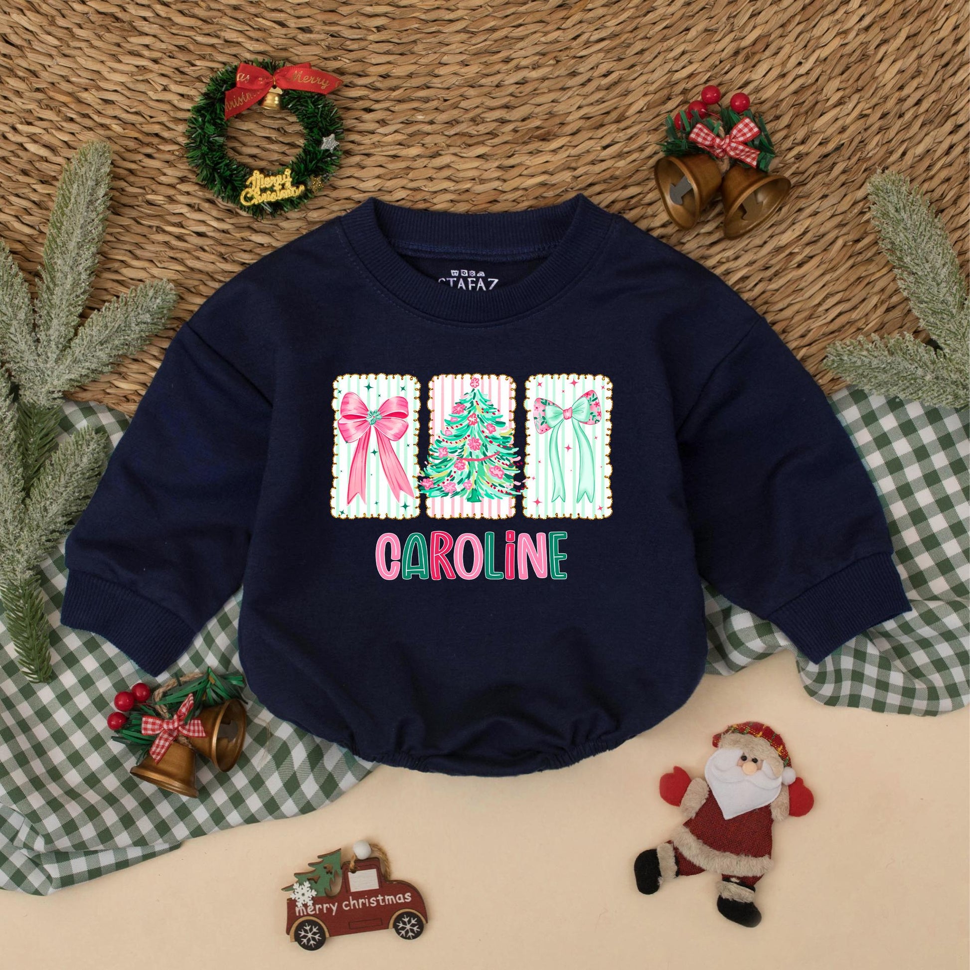 Personalized Christmas Romper for Baby Girl, Bow & Tree Outfit, Custom Name Xmas Bodysuit, Infant Holiday Clothing, Festive Toddler Gift, Caroline Design 138