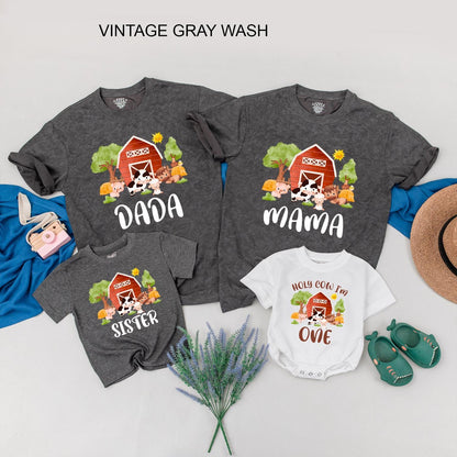 Cute Farm Barnyard Birthday Shirt Matching Family Outfit Adorable Cow Horse Pig Chick Design Ideal for First Birthday Celebration Baby Toddler Apparel