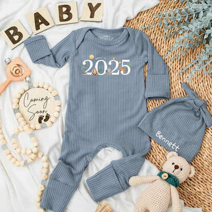 Born in 2025 Safari Baby Bodysuit Personalized Newborn Outfit, Cute Jungle Animals Announcement Coming Home Gift, Custom Date Bodysuit 138 chars