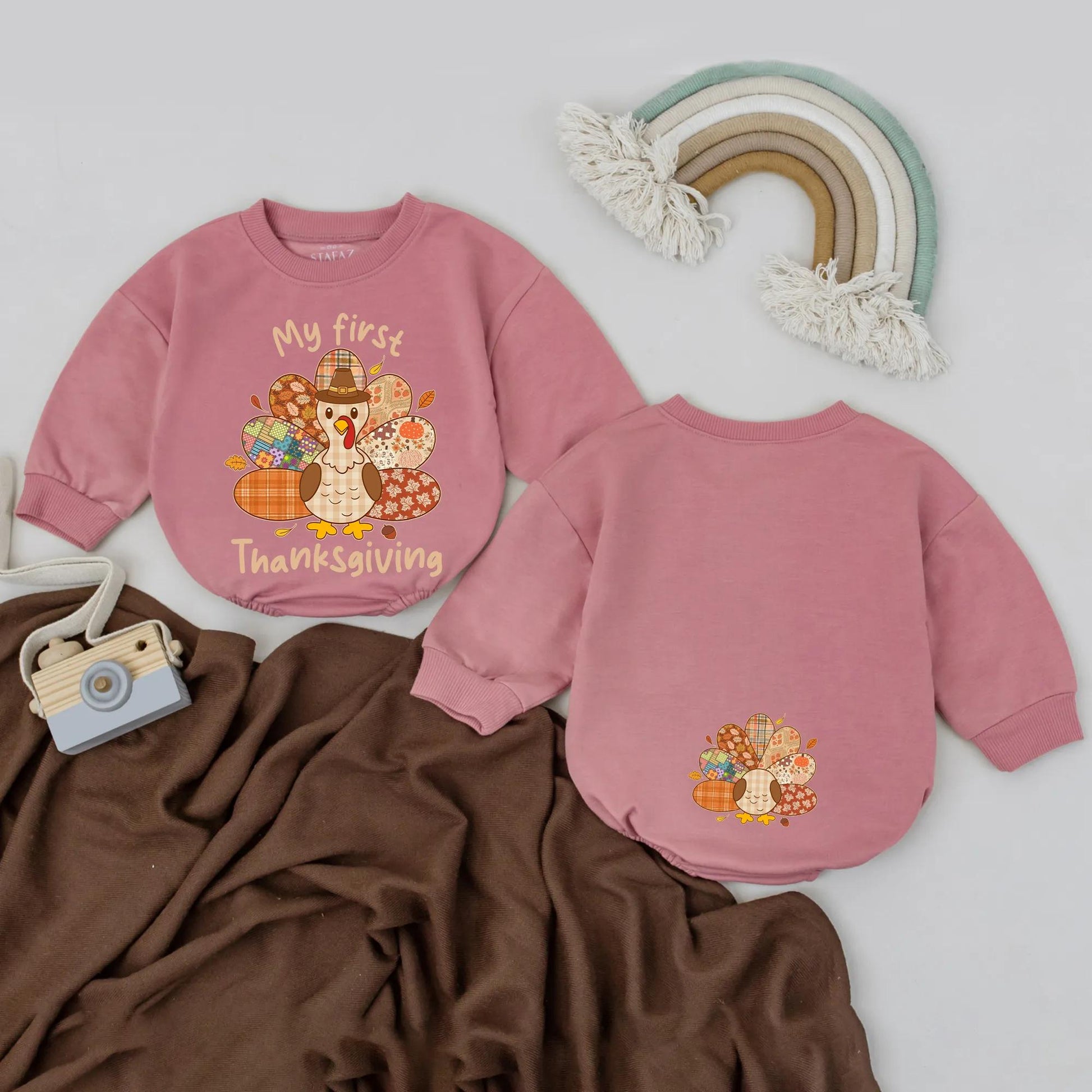 My First Thanksgiving Bubble Romper Baby Boys Girls Outfit Retro Fall Patchwork Turkey Bodysuit for Baby's Special Day Thanksgiving Gift