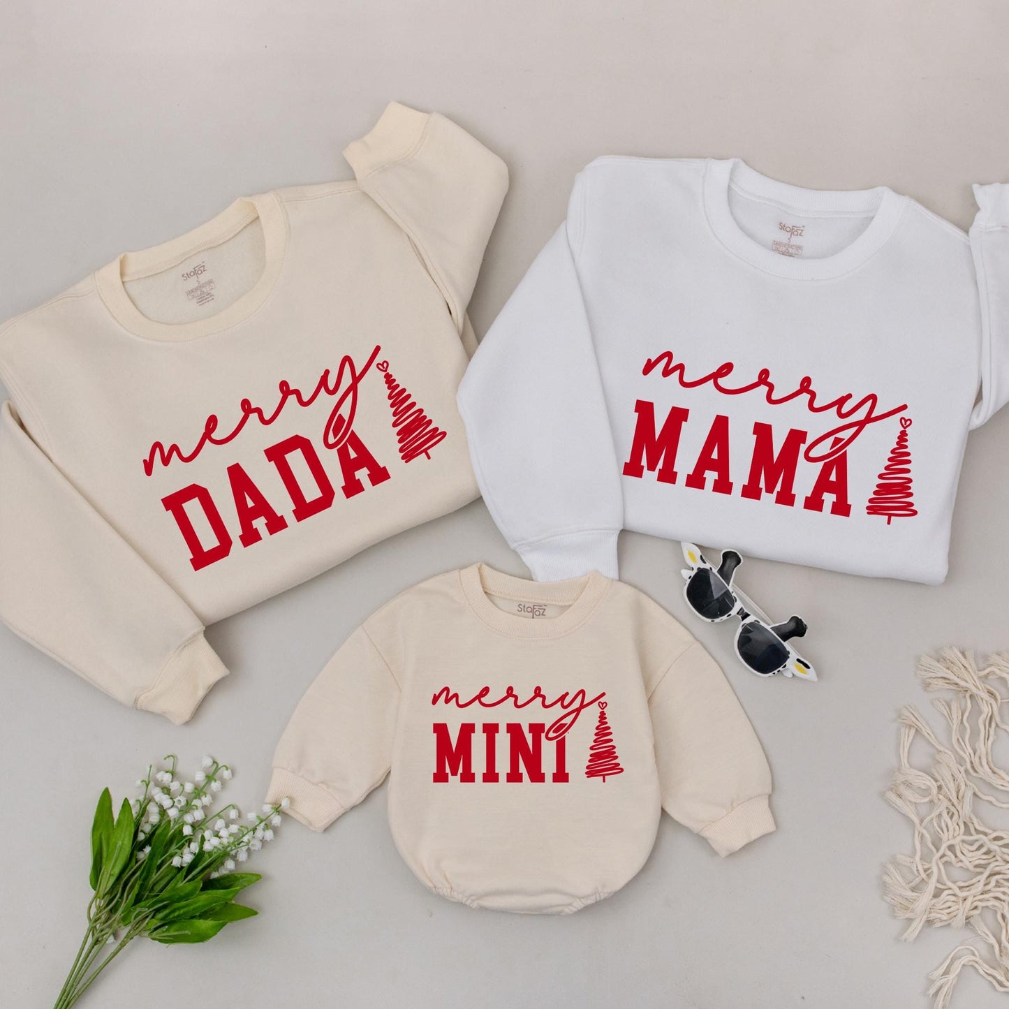 Custom Merry Mama Mini Sweatshirts Red Ink Cursive "Merry" Block "MAMA" "DADA" "MINI" Christmas Tree Heart Family Matching Outfit Mom Baby Gift