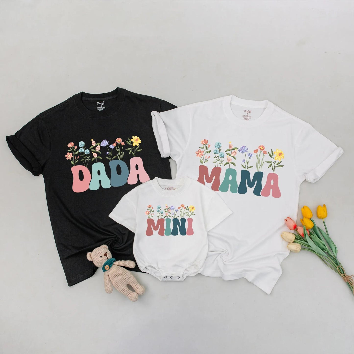 Retro Mama Mini Dada Matching Shirts Wildflower Design Mommy and Me Outfit Family T-Shirts Vintage Style Playful Mother's Day Gift Cotton Blend (138 chars)