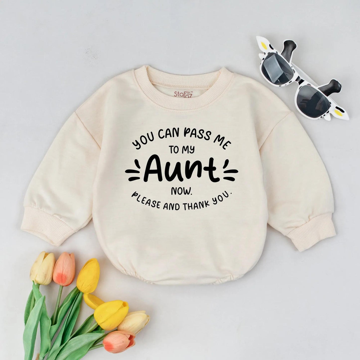 Custom Funny Baby Romper "You Can Pass Me to My Aunt" Bubble Newborn Outfit Pregnancy Announcement Adorable New Aunt Gift Idea
