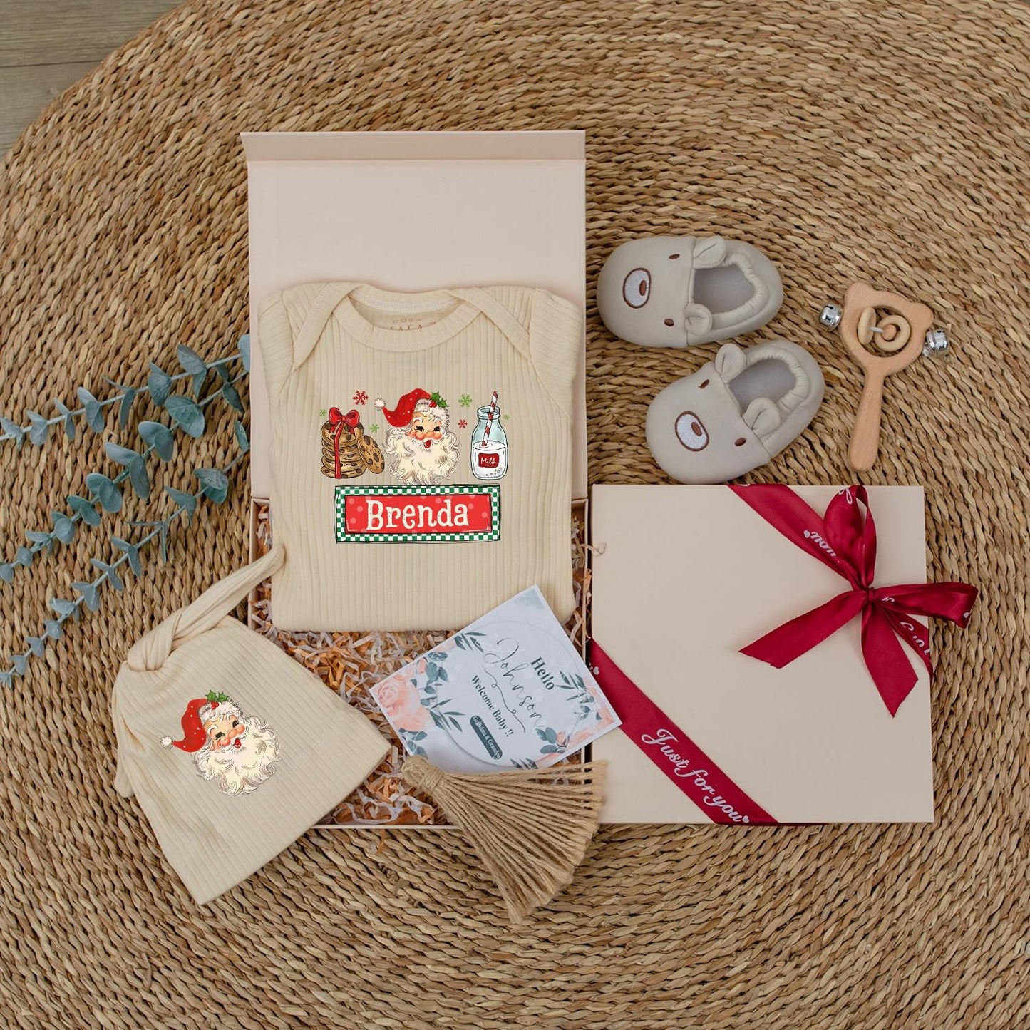 Personalized Retro Santa Baby Bodysuit, Vintage Christmas Outfit, Custom Name Holiday Romper, Red & Green Festive Newborn Gift, Milk & Cookies Design