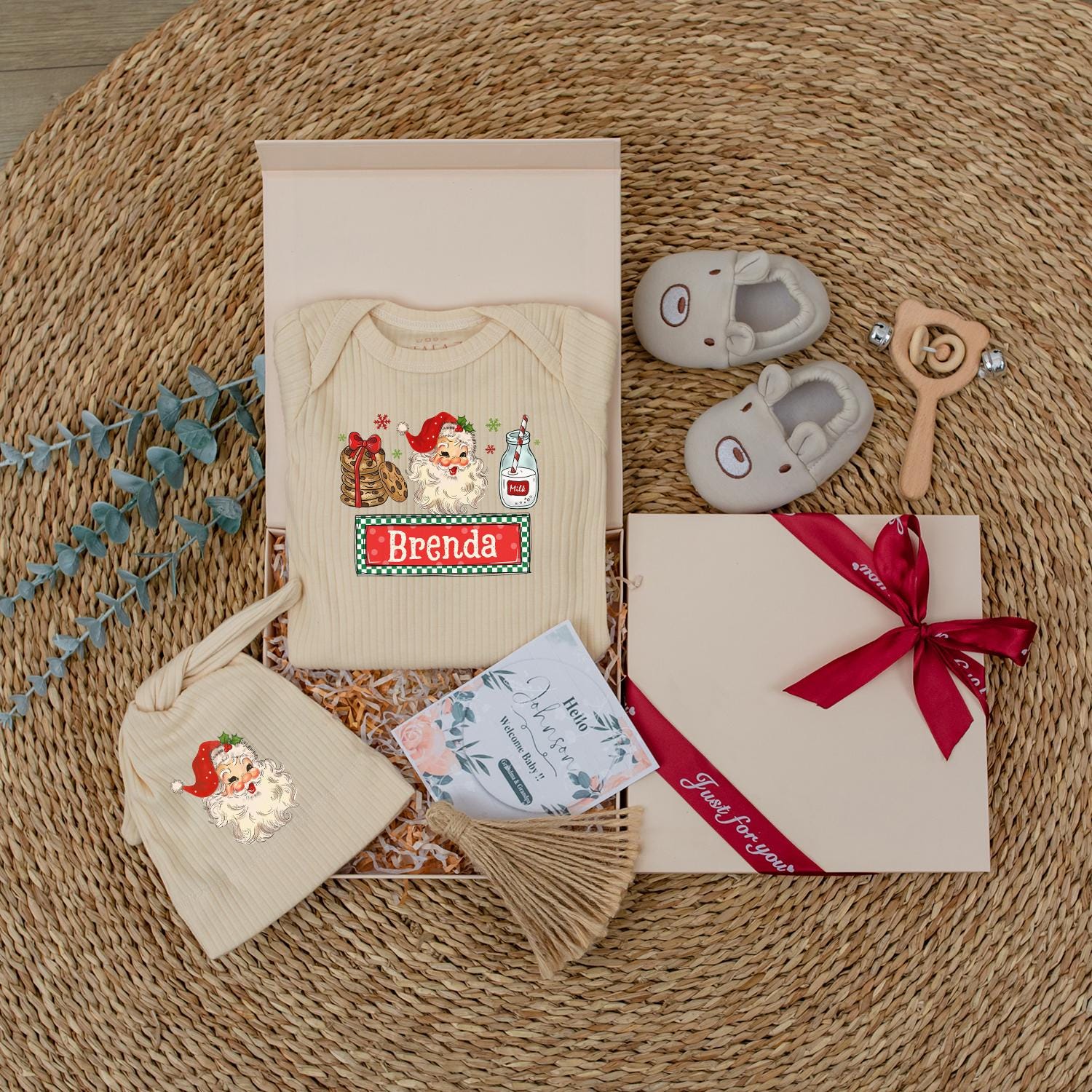 Personalized Retro Santa Baby Bodysuit, Vintage Christmas Outfit, Custom Name Holiday Romper, Red & Green Festive Newborn Gift, Milk & Cookies Design