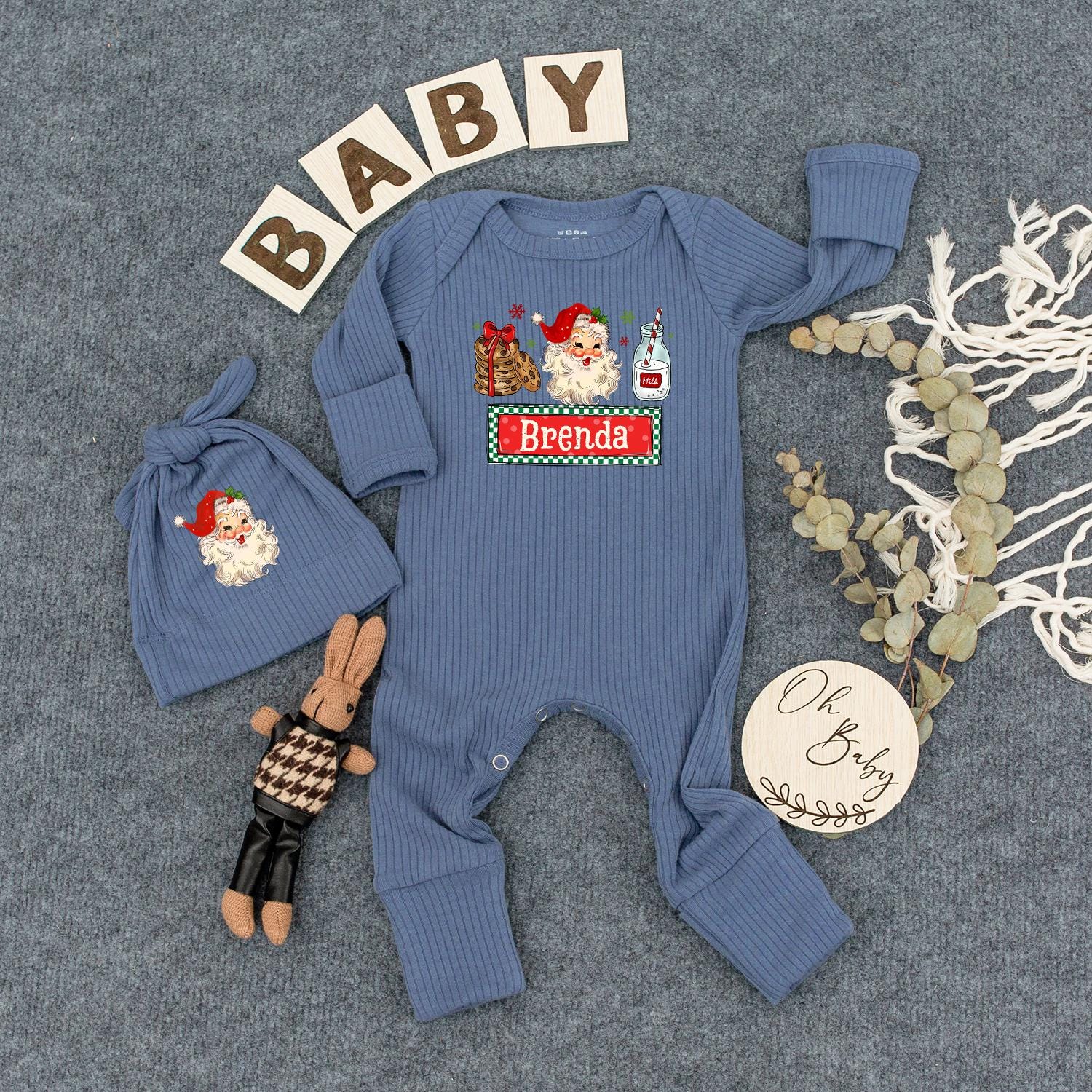 Personalized Retro Santa Baby Bodysuit, Vintage Christmas Outfit, Custom Name Holiday Romper, Red & Green Festive Newborn Gift, Milk & Cookies Design