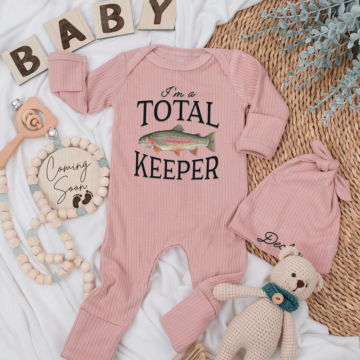 I'm a TOTAL KEEPER Fishing Baby Bodysuit Newborn Outfit Funny Fish Gift for Baby Boy or Girl