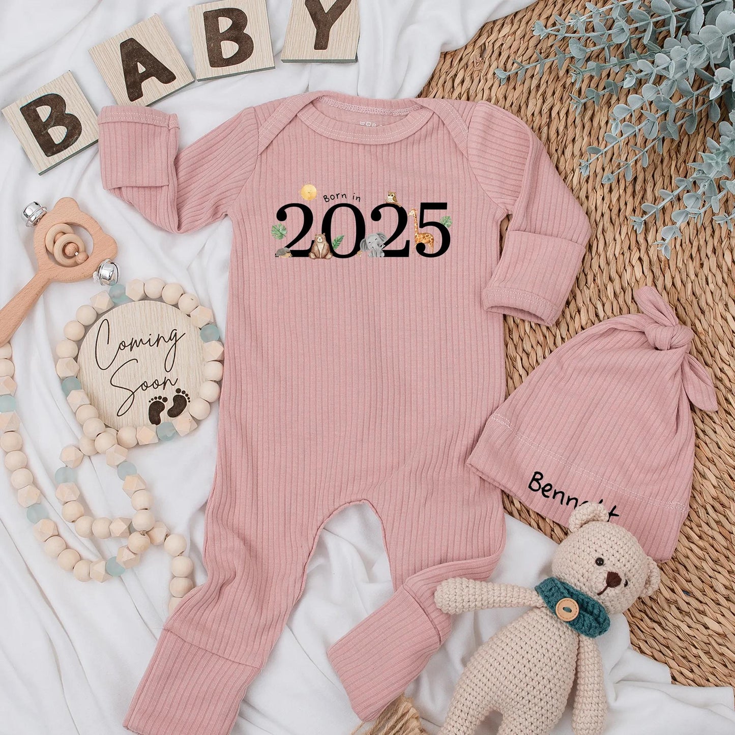Born in 2025 Safari Baby Bodysuit Personalized Newborn Outfit, Cute Jungle Animals Announcement Coming Home Gift, Custom Date Bodysuit 138 chars