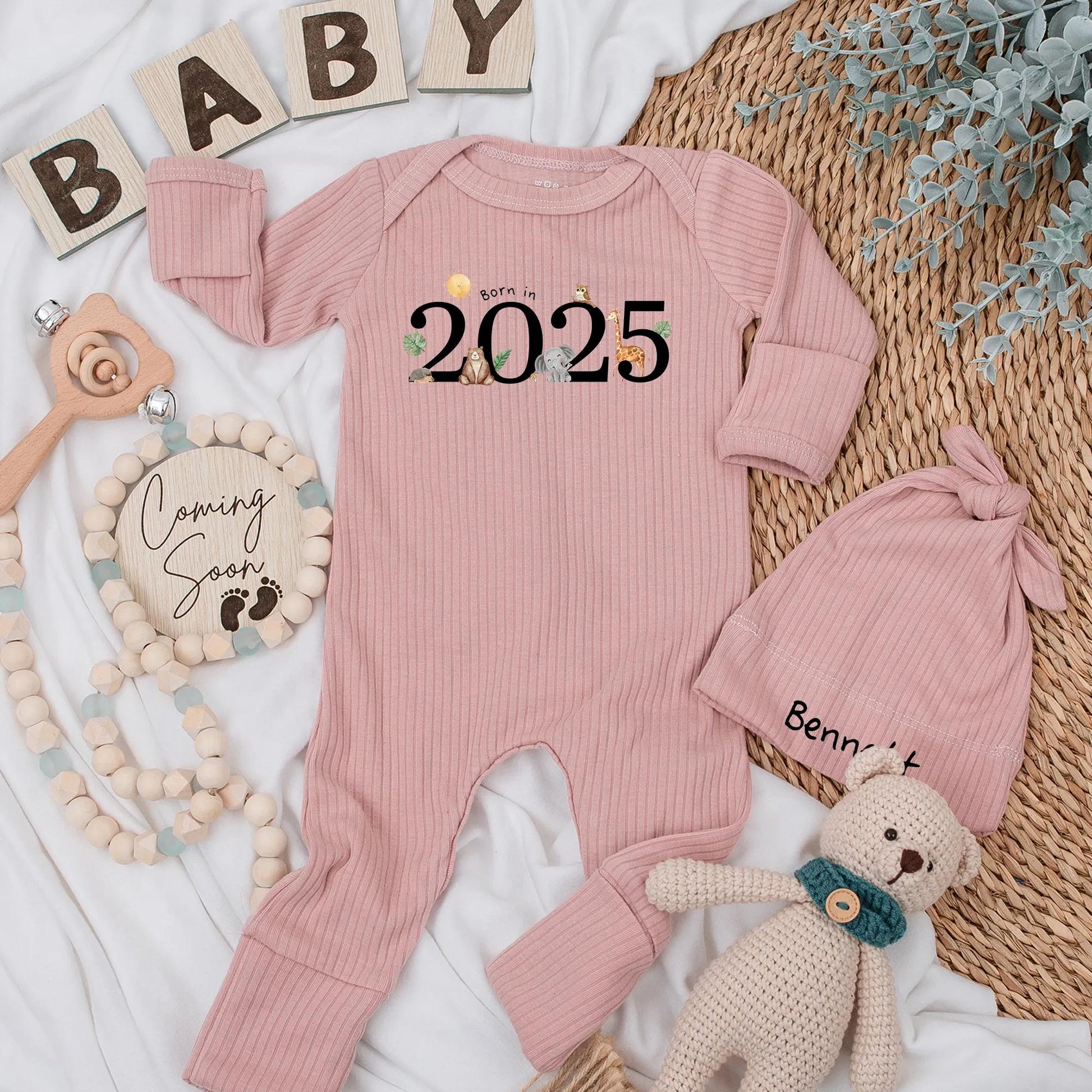 Born in 2025 Safari Baby Bodysuit Personalized Newborn Outfit, Cute Jungle Animals Announcement Coming Home Gift, Custom Date Bodysuit 138 chars